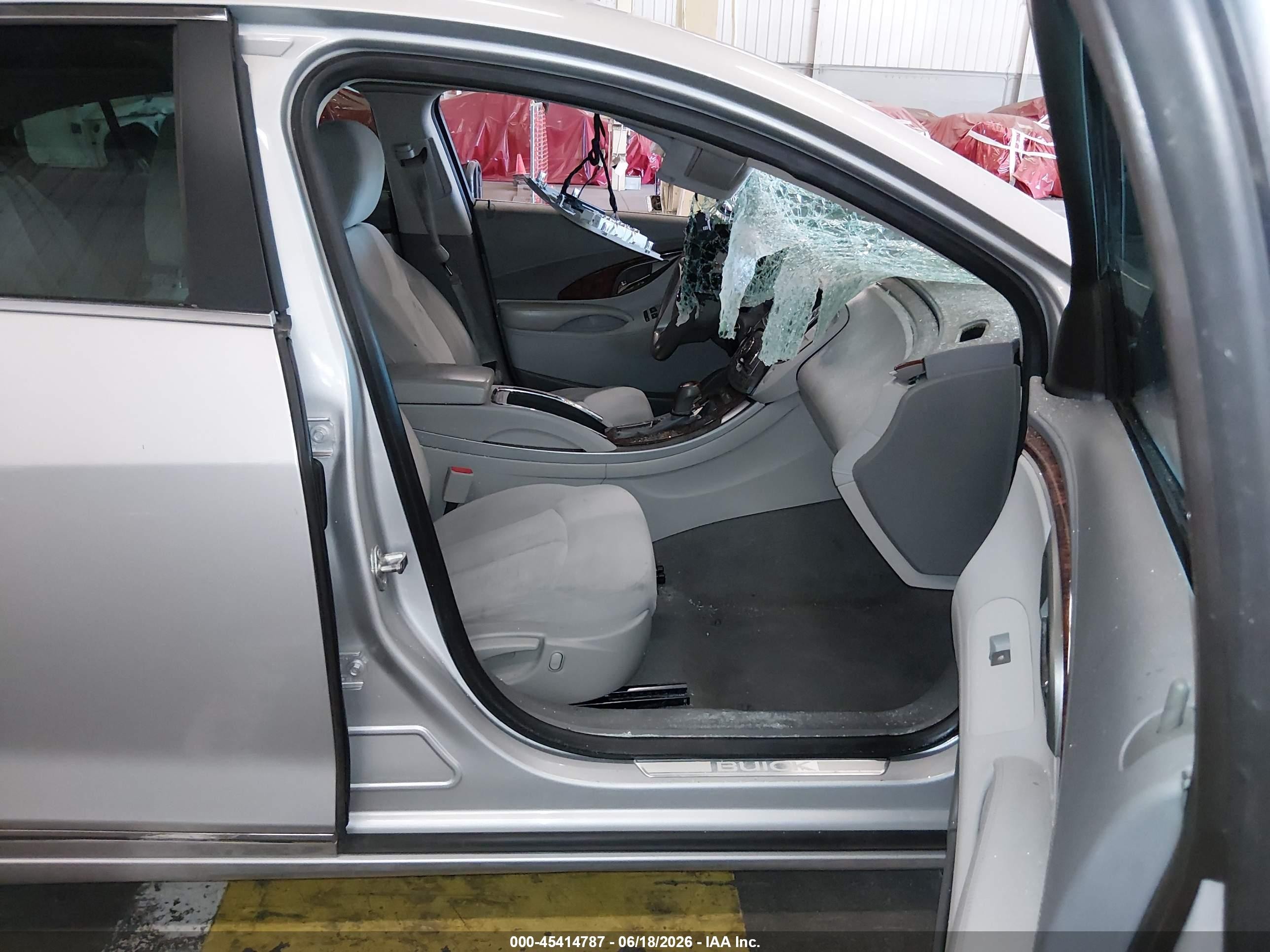 2013 Buick Lacrosse   Silver vin: 1G4GA5ER8DF154762