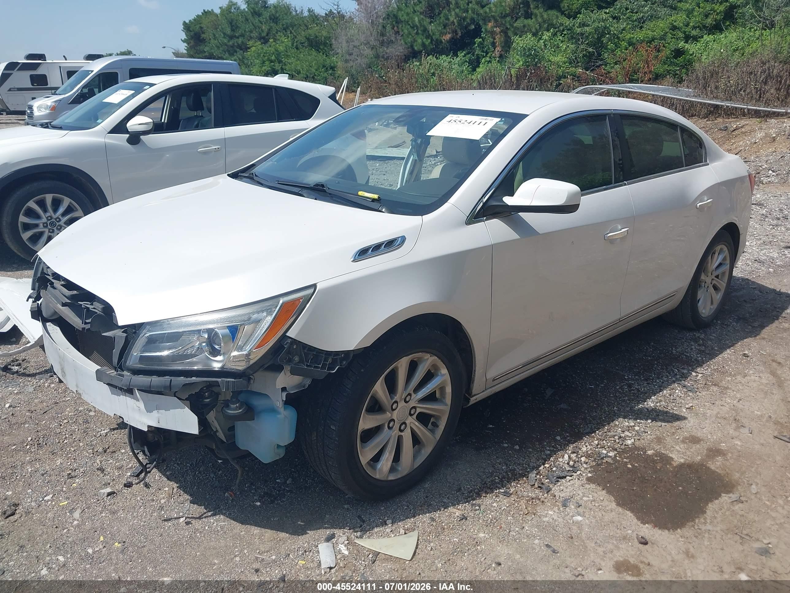 2015 Buick Lacrosse   White vin: 1G4GA5G30FF274681