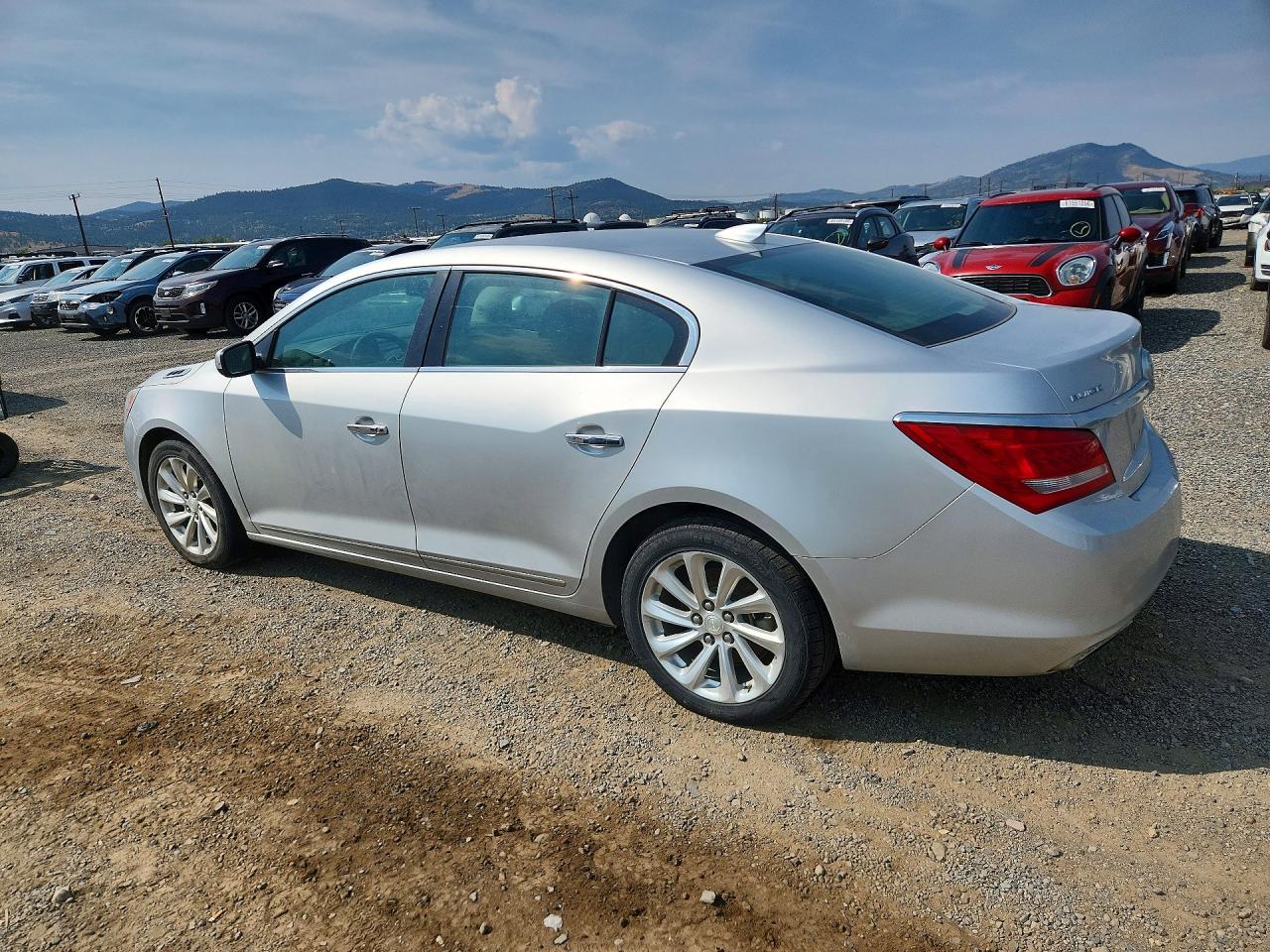 2016 Buick Lacrosse Silver vin: 1G4GA5G34GF107256