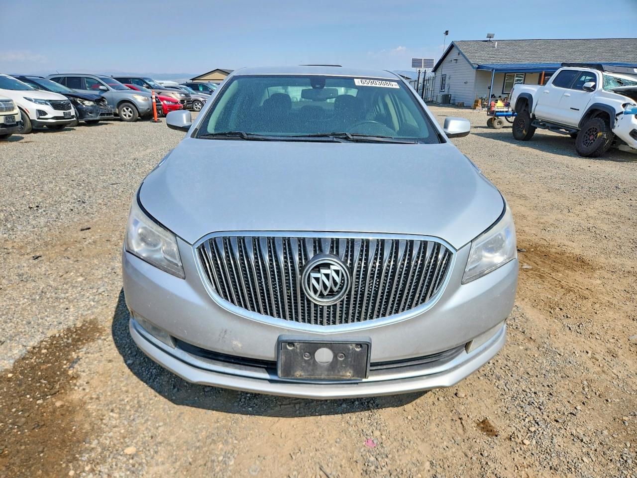 2016 Buick Lacrosse Silver vin: 1G4GA5G34GF107256