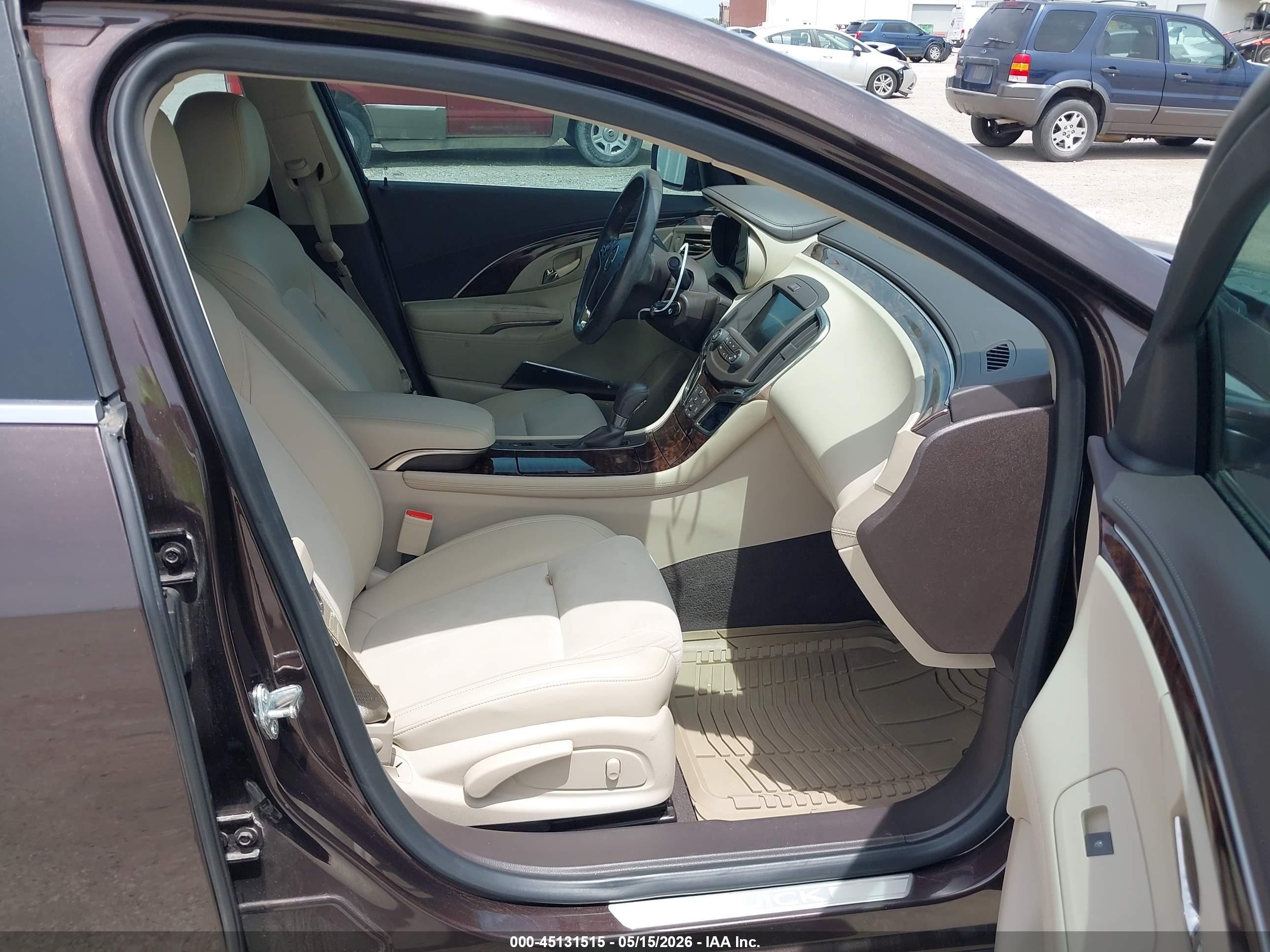 2015 Buick Lacrosse   Brown vin: 1G4GA5G35FF182918