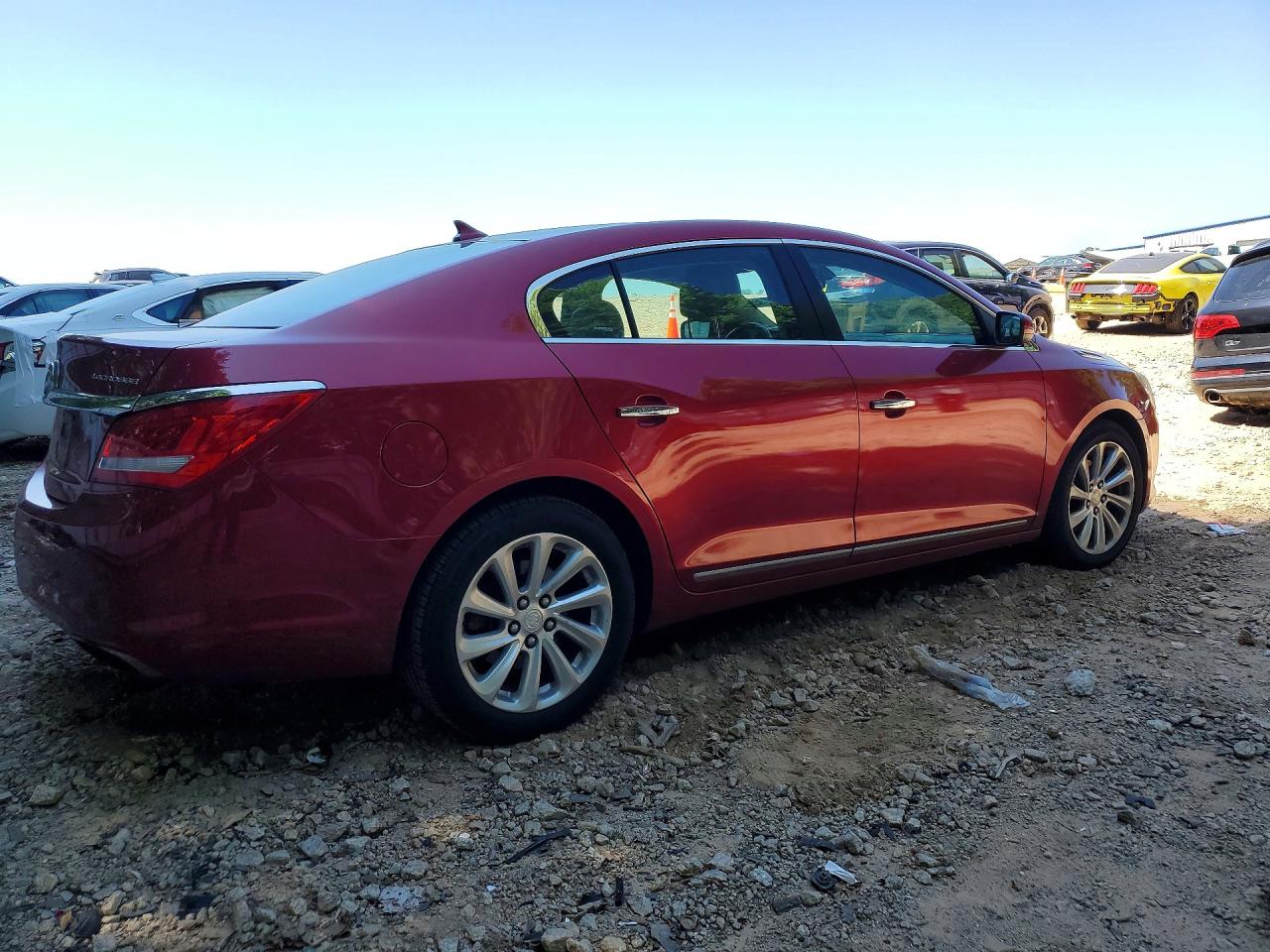 2014 Buick Lacrosse Red vin: 1G4GA5G36EF238279