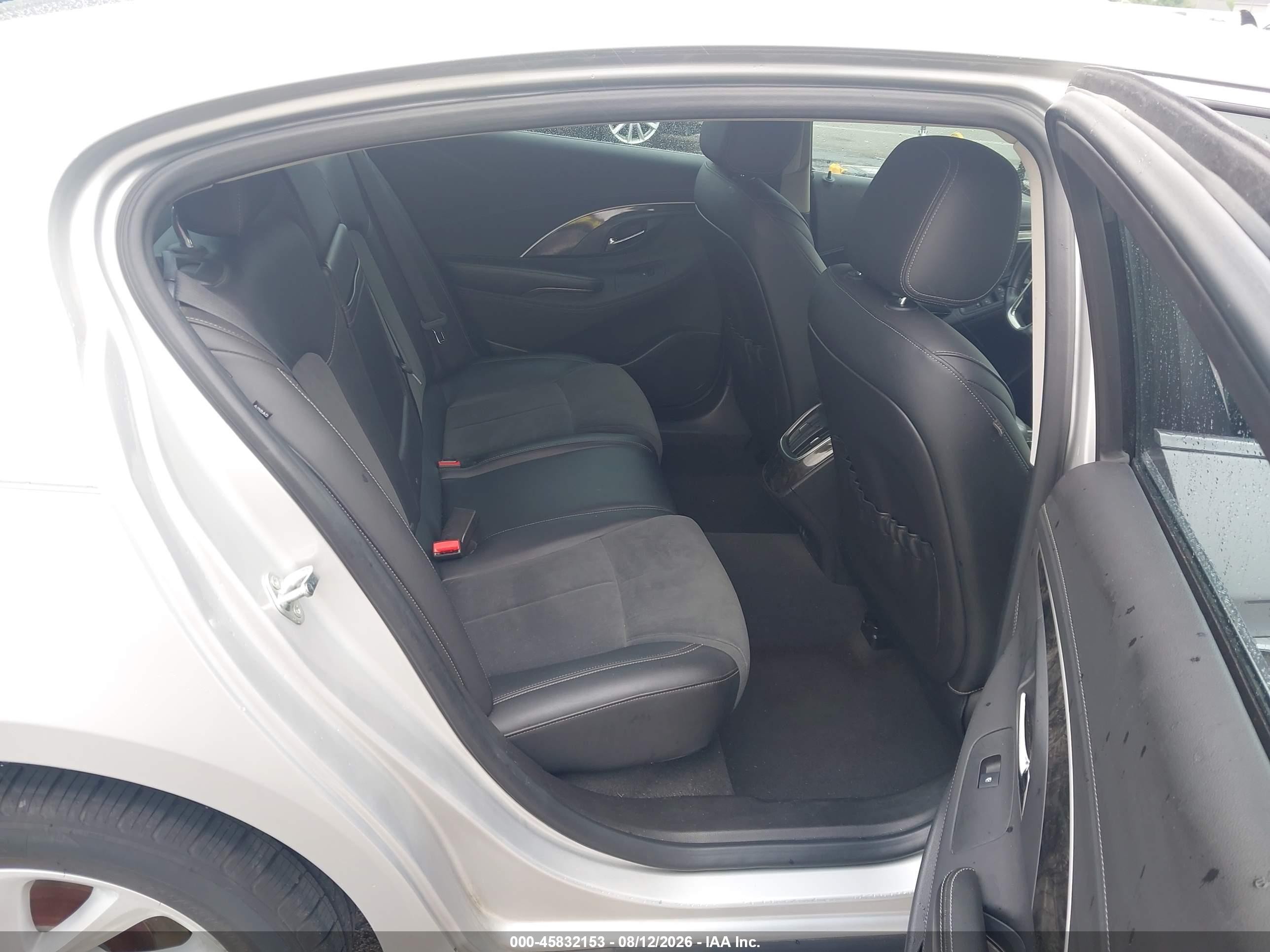 2015 Buick Lacrosse   Silver vin: 1G4GA5G36FF154075