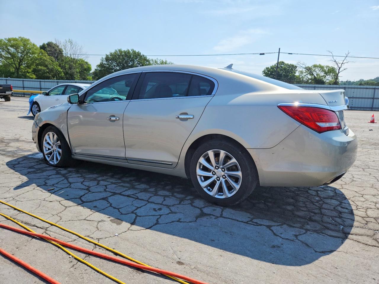2014 Buick Lacrosse Бежевый vin: 1G4GA5G38EF146817