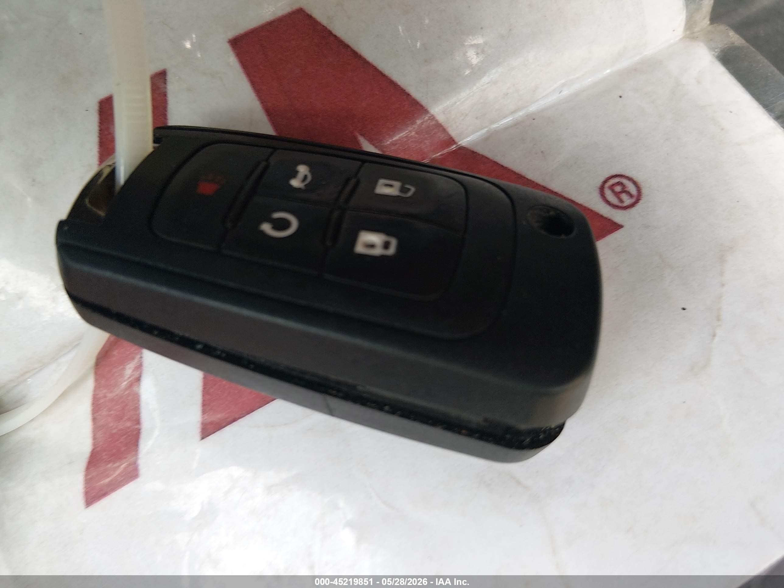 2015 Buick Lacrosse   Черный vin: 1G4GA5G38FF214597