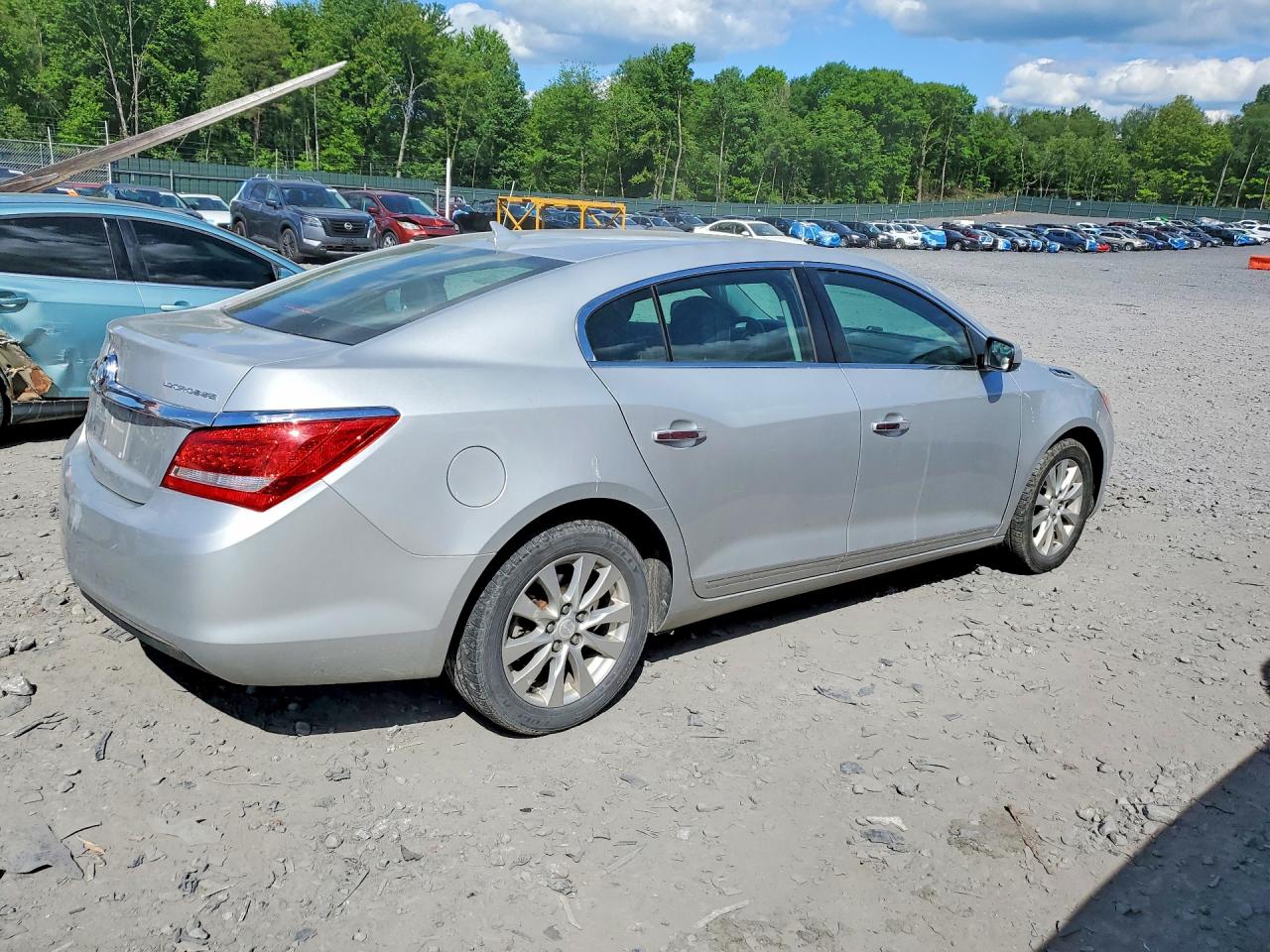 2014 Buick Lacrosse Silver vin: 1G4GA5GR2EF137387