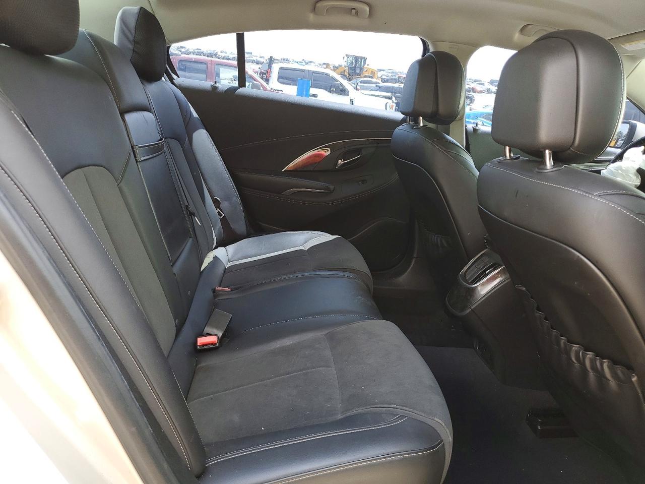 2014 Buick Lacrosse Gold vin: 1G4GA5GR5EF227469