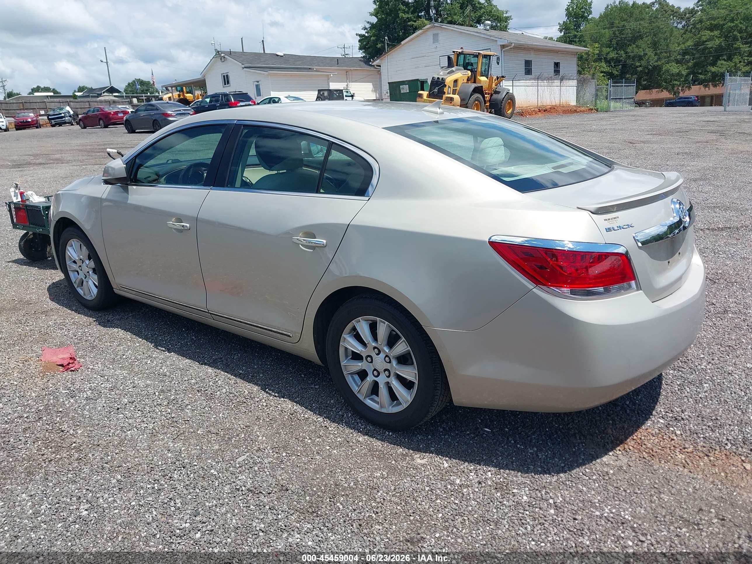 2012 Buick Lacrosse   Beige vin: 1G4GA5GR6CF314634