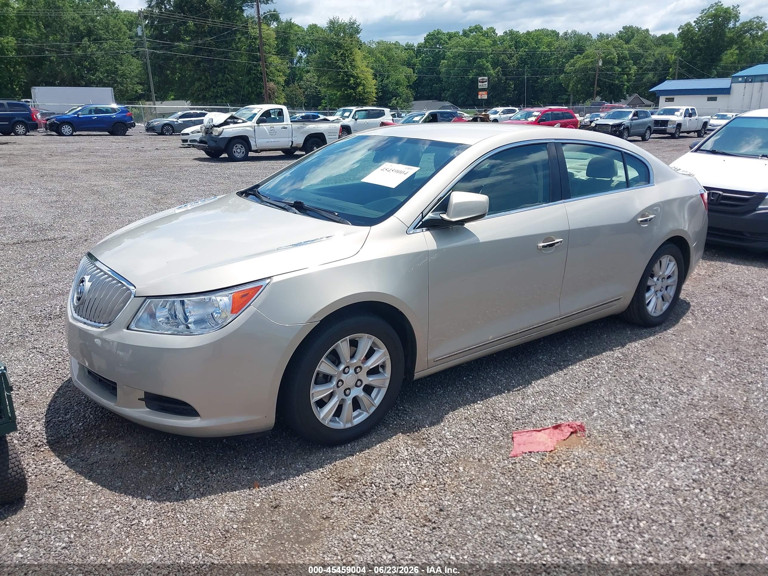 2012 Buick Lacrosse   Beige vin: 1G4GA5GR6CF314634