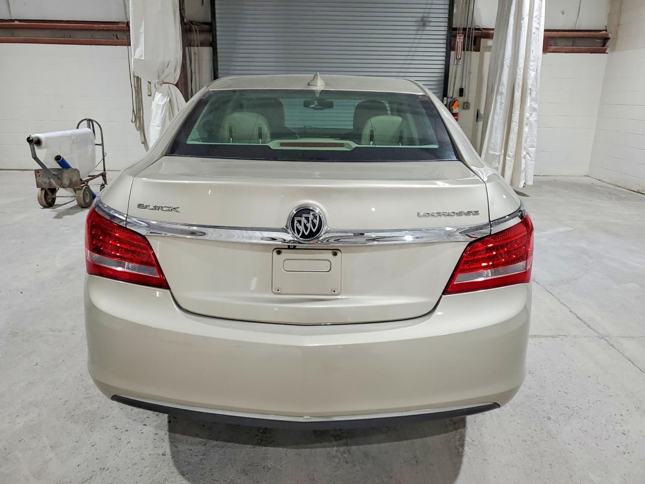 2015 Buick Lacrosse Gold vin: 1G4GA5GR8FF218735