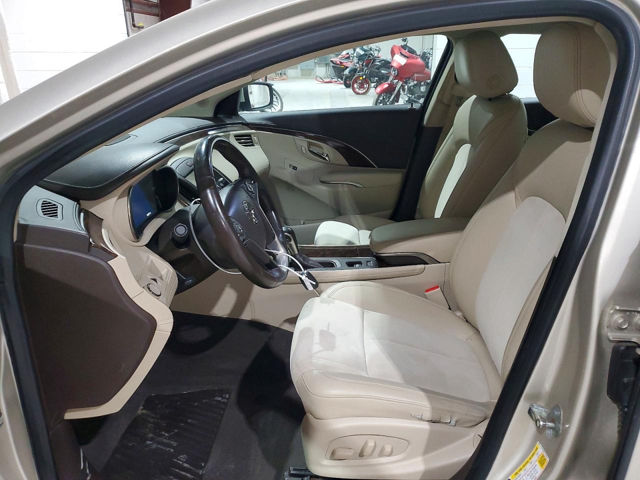 2015 Buick Lacrosse Gold vin: 1G4GA5GR8FF218735