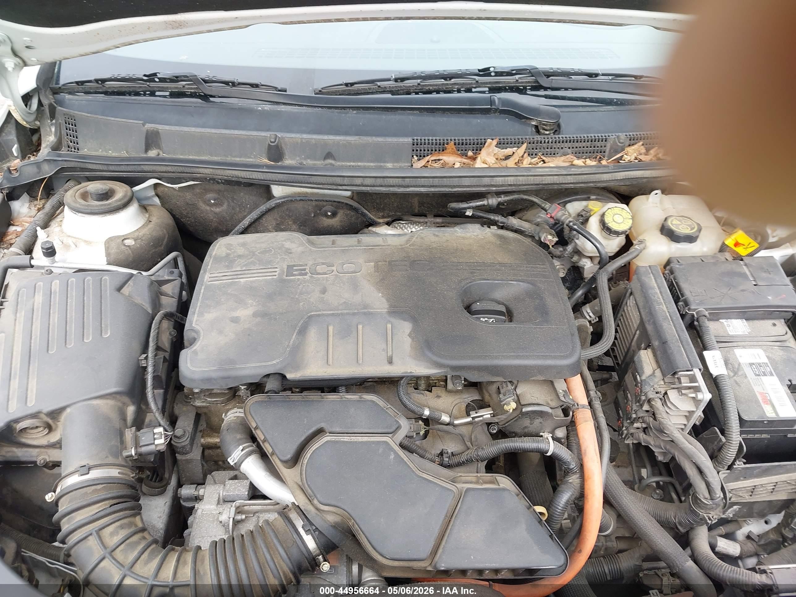 2015 Buick Lacrosse   Белый vin: 1G4GA5GR9FF243014
