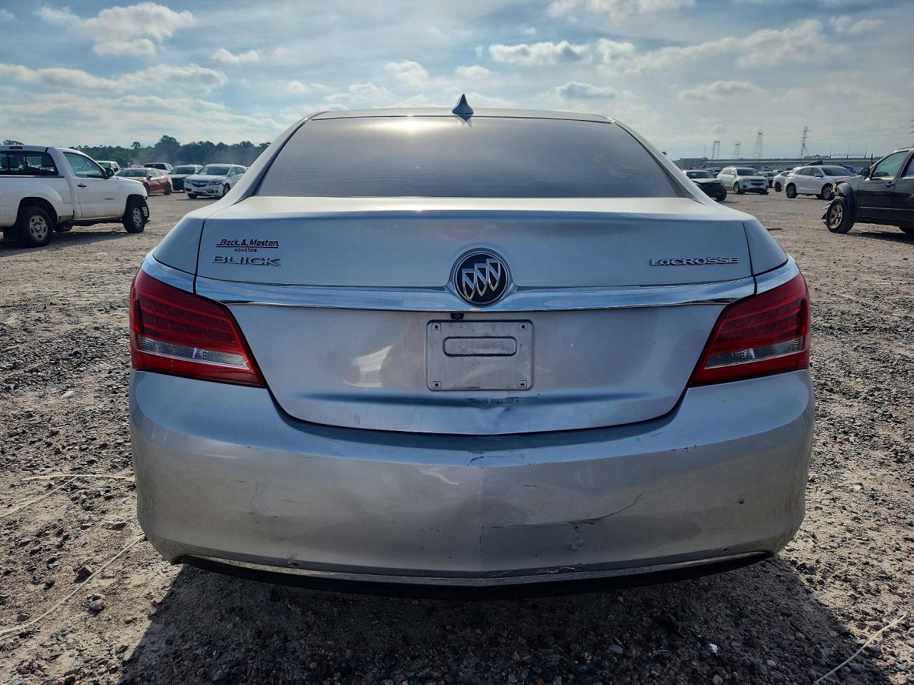 2015 Buick Lacrosse Silver vin: 1G4GA5GRXFF189092