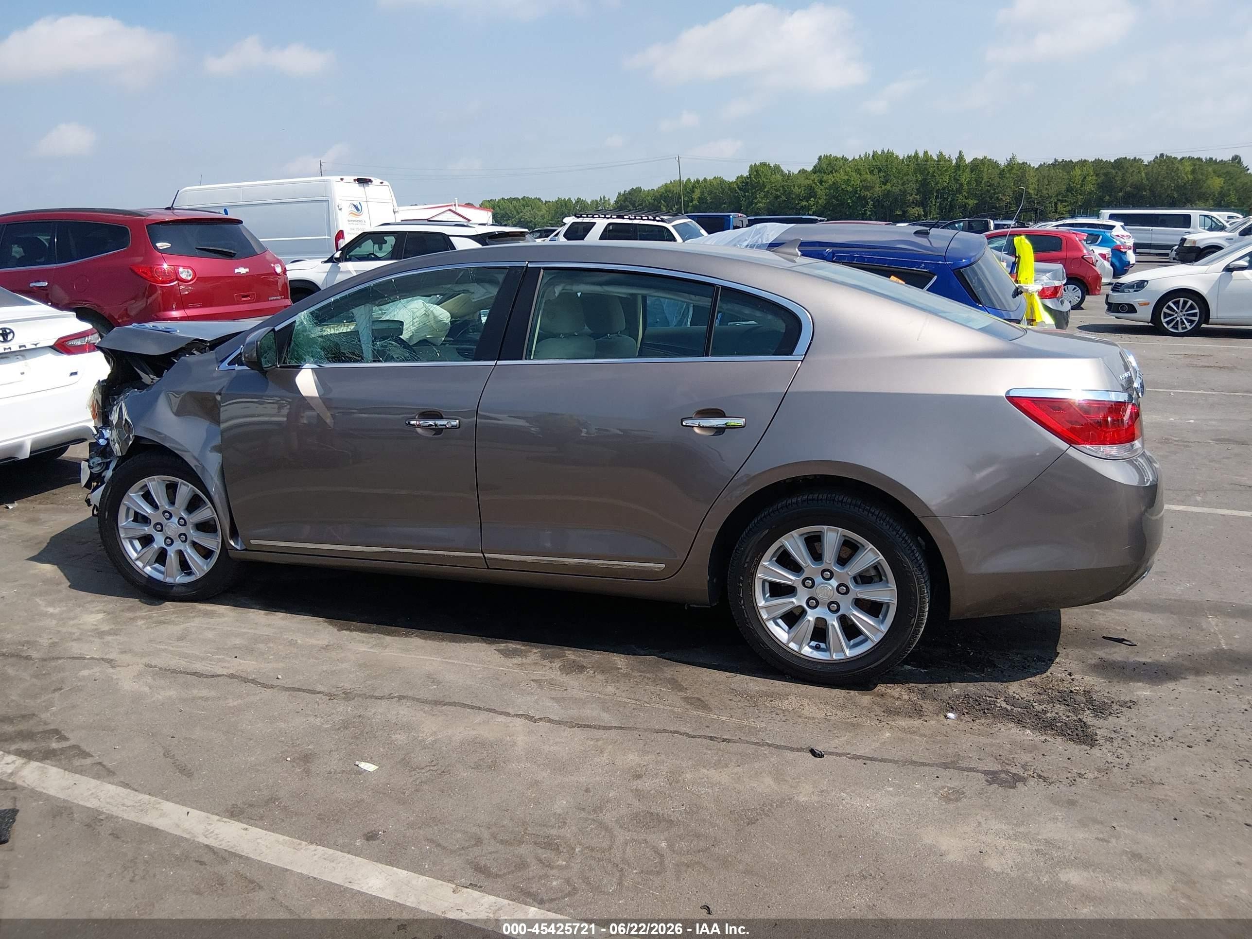 2012 Buick Lacrosse Convenience Group Beige vin: 1G4GB5E36CF339934