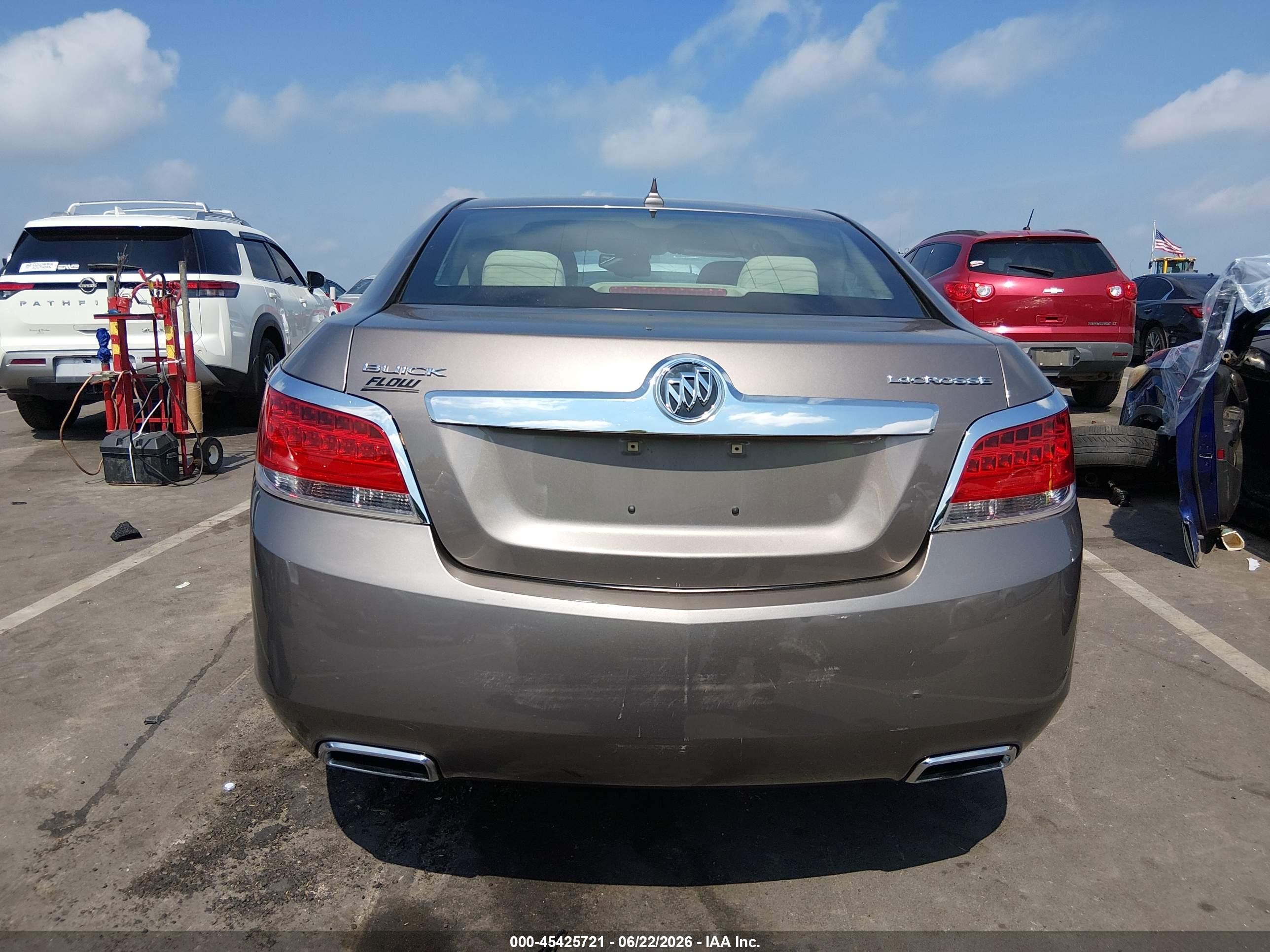 2012 Buick Lacrosse Convenience Group Beige vin: 1G4GB5E36CF339934