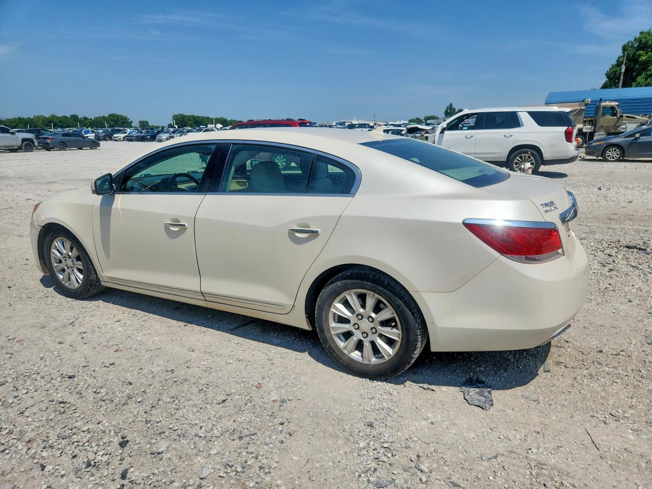 2012 Buick Lacrosse Convenience Beige vin: 1G4GB5E39CF140702