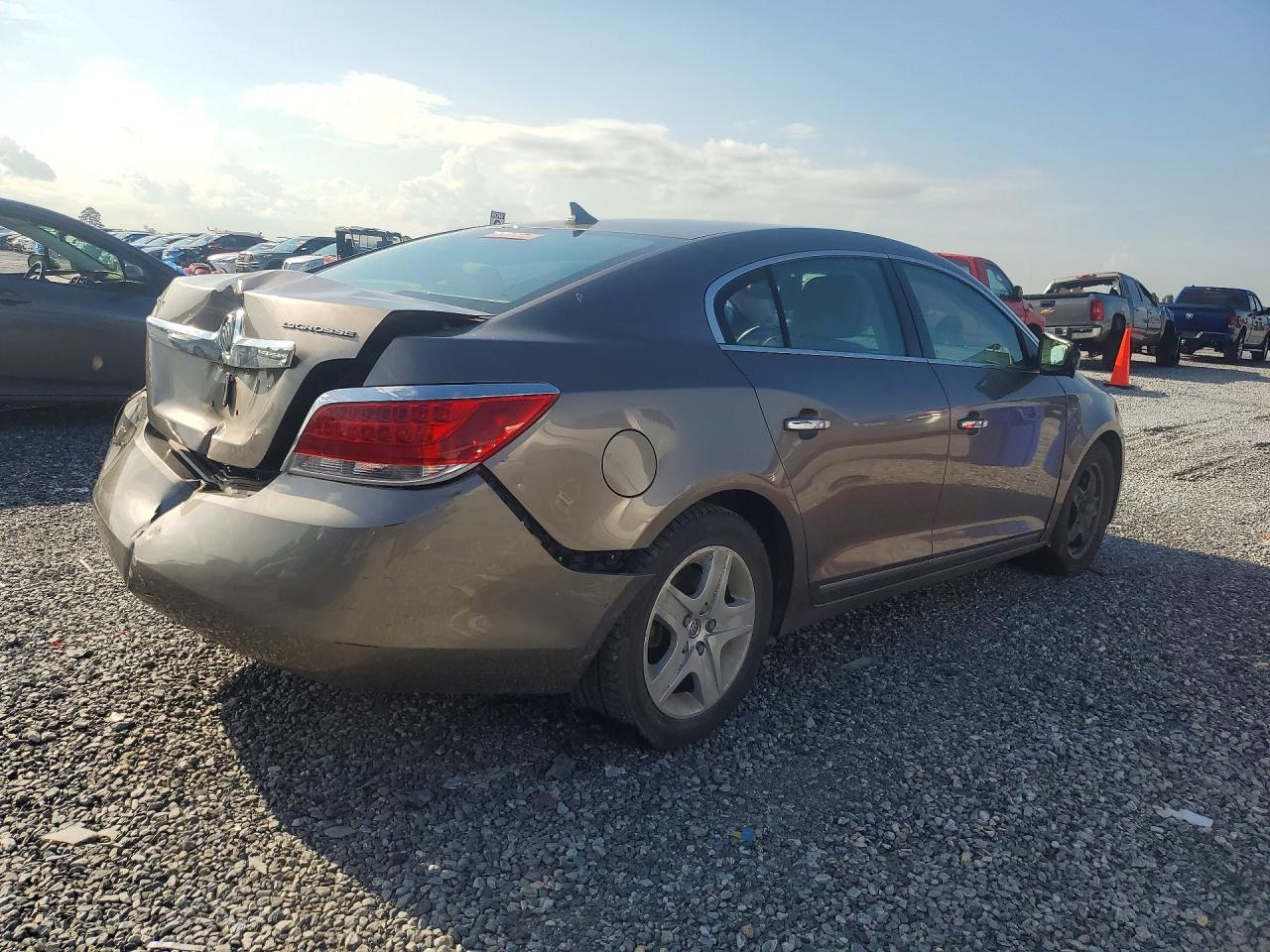 2010 Buick Lacrosse Cx Brown vin: 1G4GB5EG2AF162038