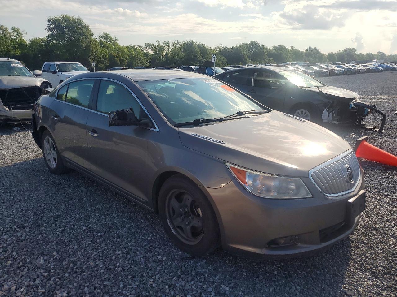 2010 Buick Lacrosse Cx Brown vin: 1G4GB5EG2AF162038