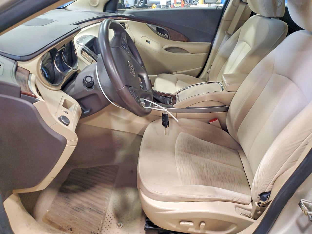 2010 Buick Lacrosse Cx Beige vin: 1G4GB5EG3AF226524
