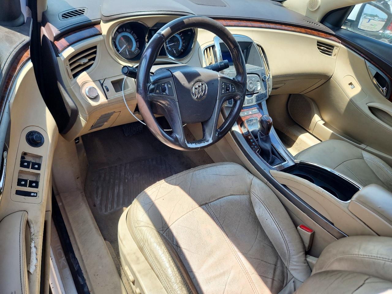 2010 Buick Lacrosse Cx White vin: 1G4GB5EG5AF149722