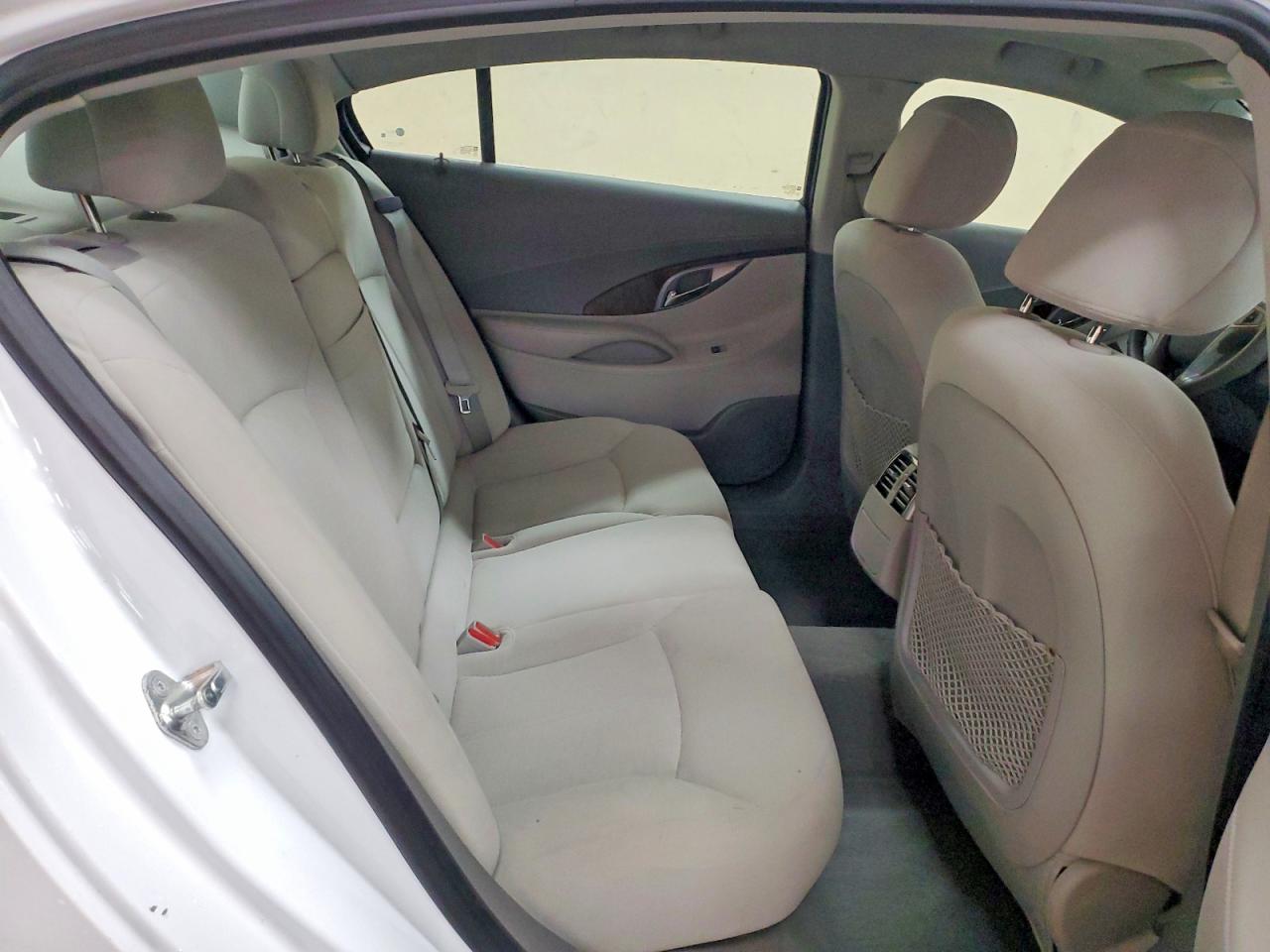 2010 Buick Lacrosse Cx White vin: 1G4GB5EG6AF135263