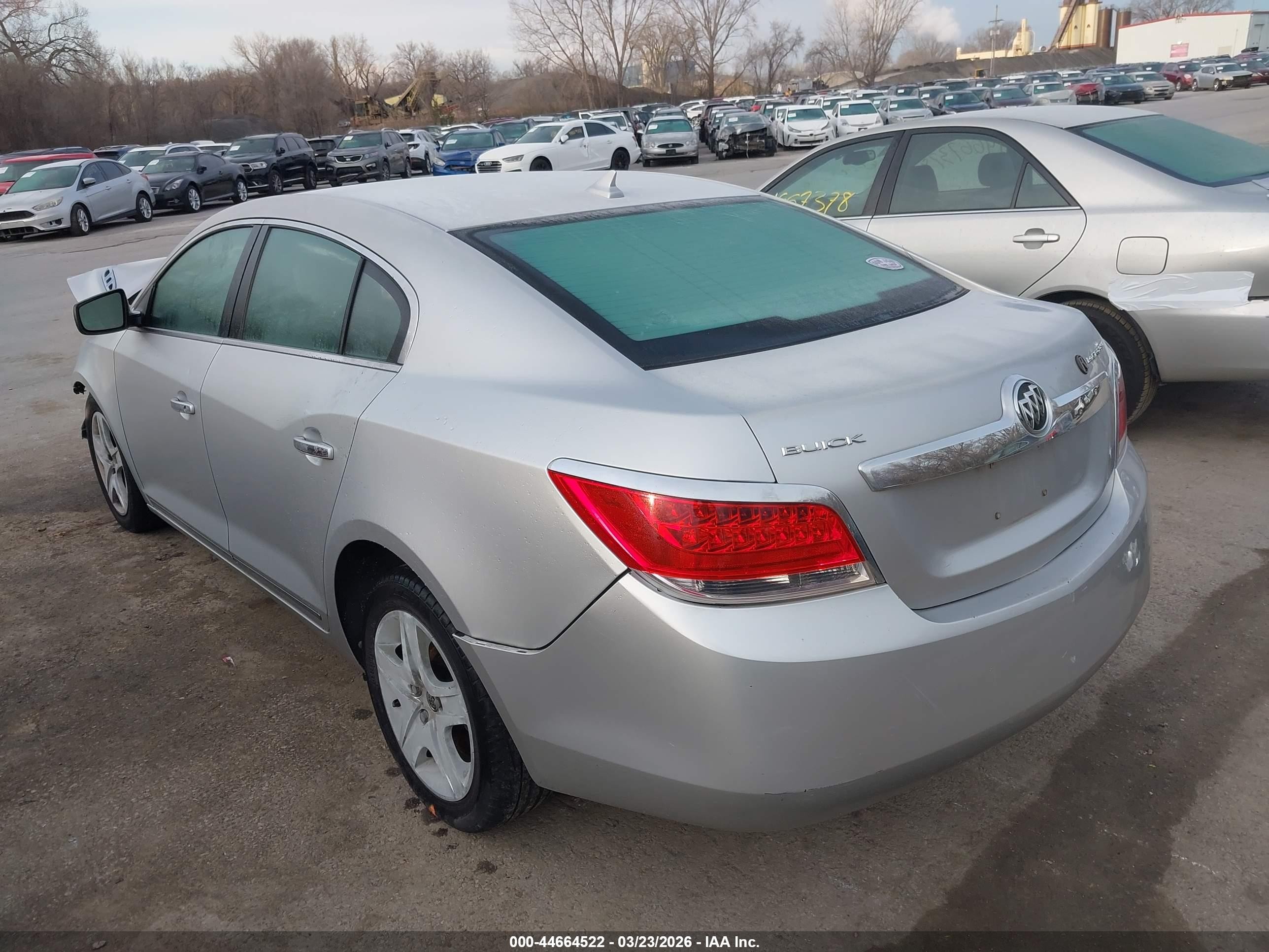 2010 Buick Lacrosse Cx Silver vin: 1G4GB5EG6AF148322