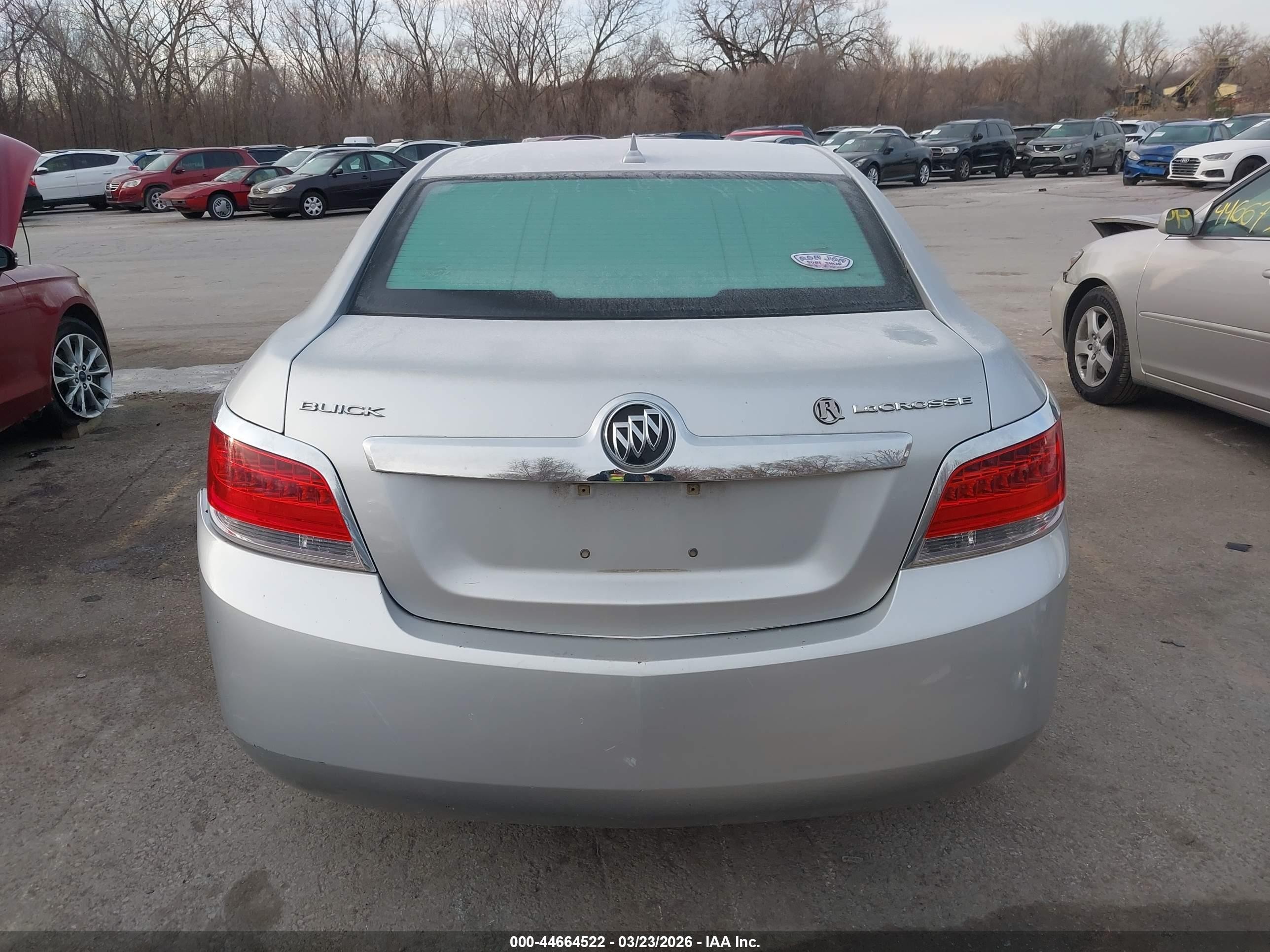 2010 Buick Lacrosse Cx Silver vin: 1G4GB5EG6AF148322