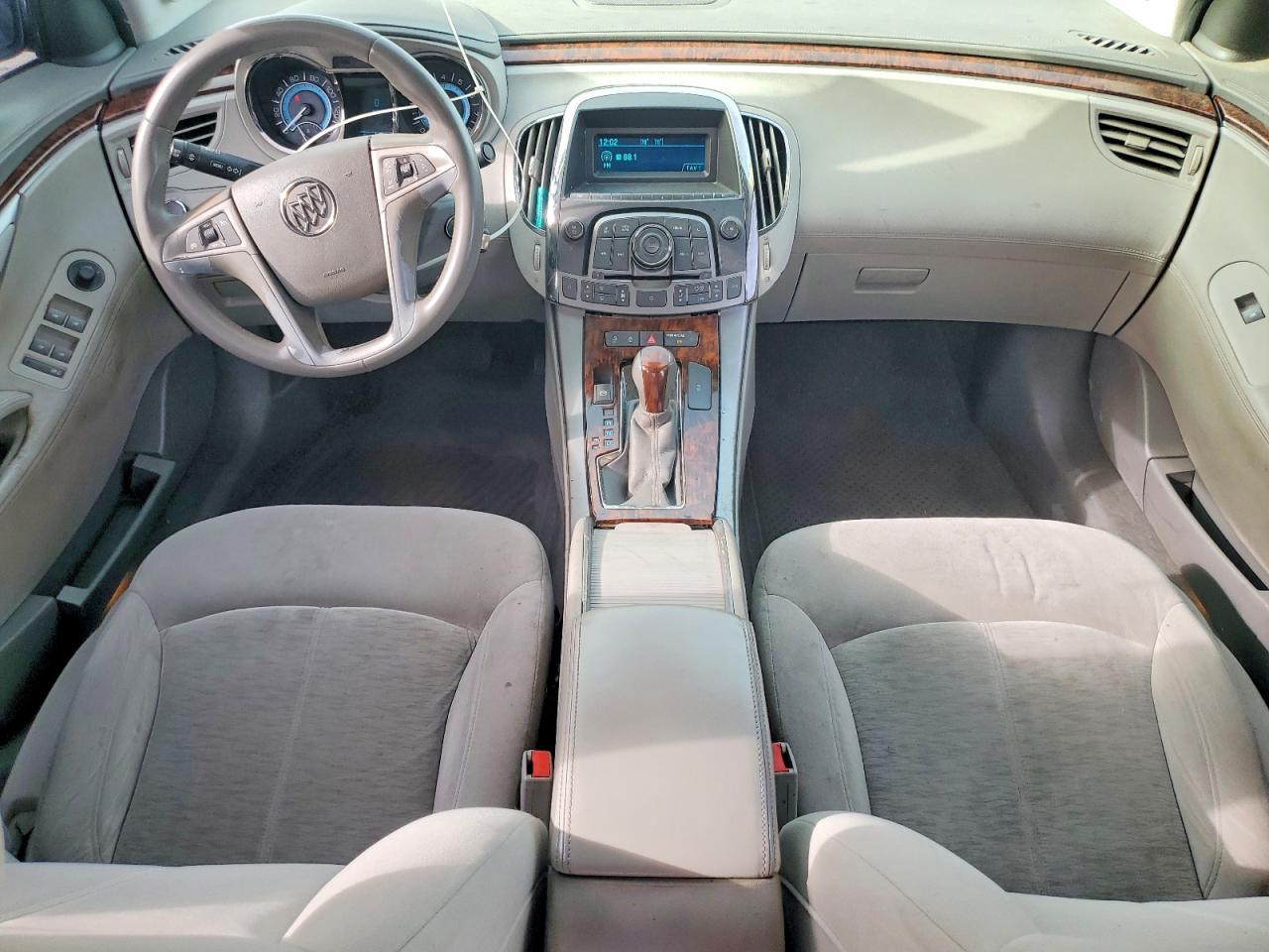 2010 Buick Lacrosse Cx Silver vin: 1G4GB5EG9AF272777