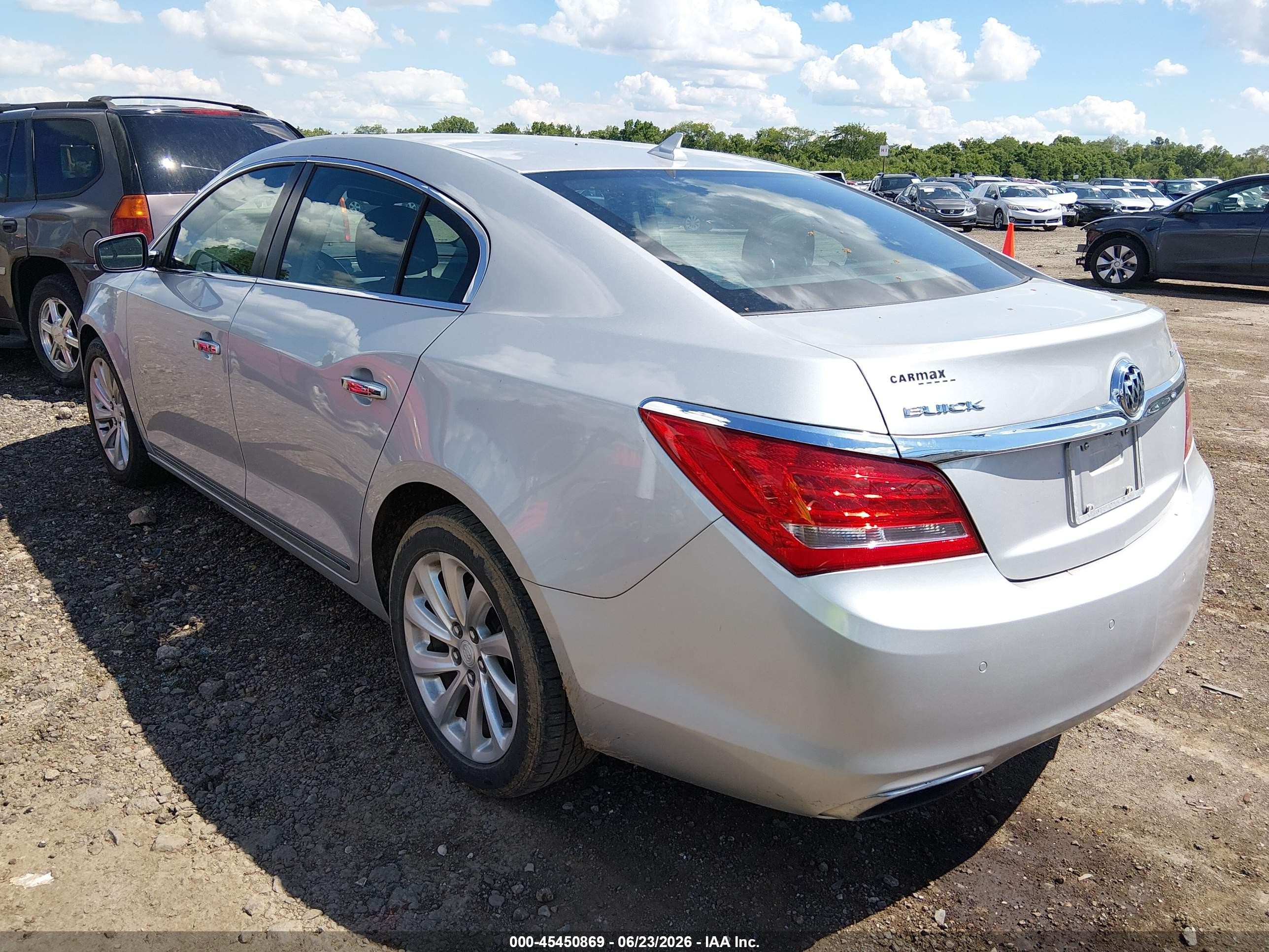 2014 Buick Lacrosse Leather Group Silver vin: 1G4GB5G30EF212418