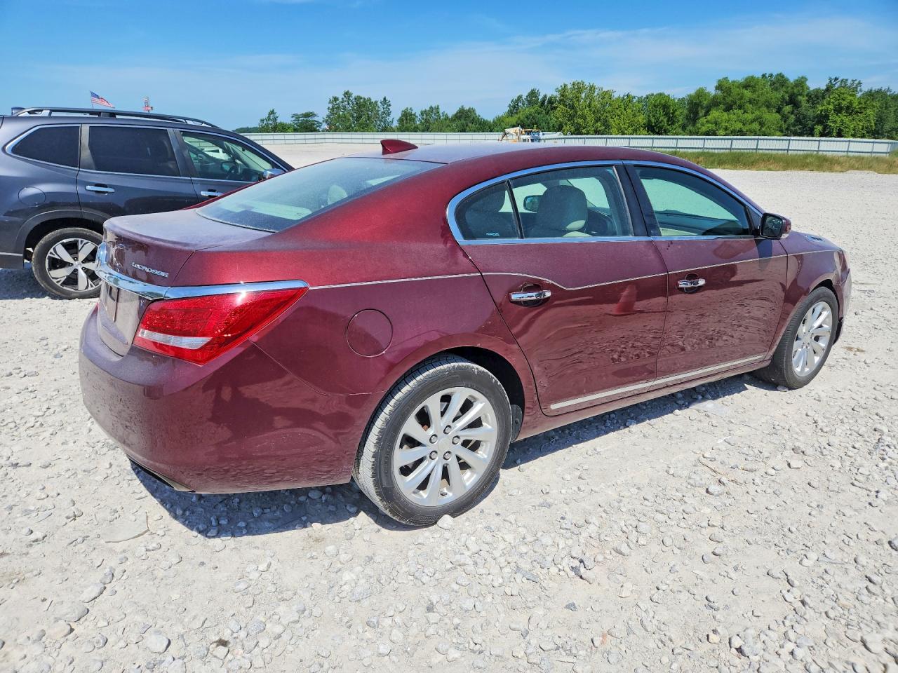 2015 Buick Lacrosse Burgundy vin: 1G4GB5G31FF207407