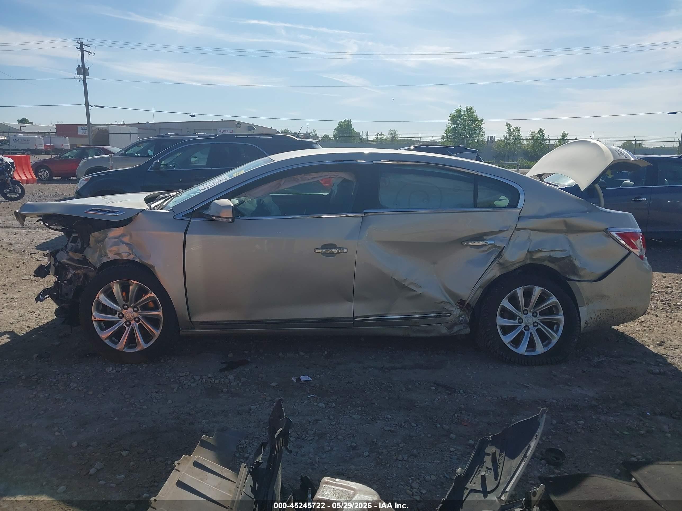 2015 Buick Lacrosse Leather Champagne vin: 1G4GB5G31FF286304