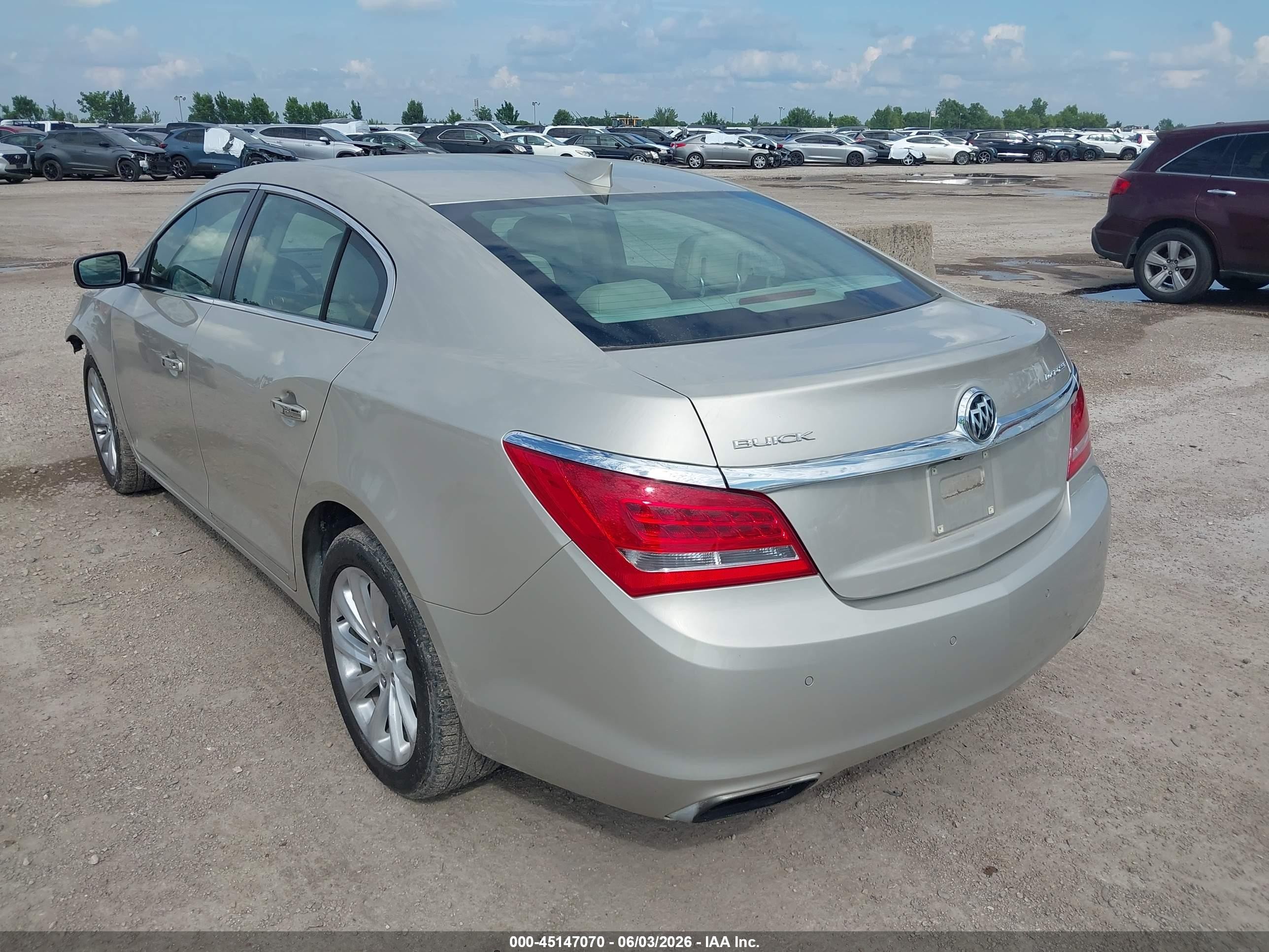 2015 Buick Lacrosse Leather Tan vin: 1G4GB5G31FF326655