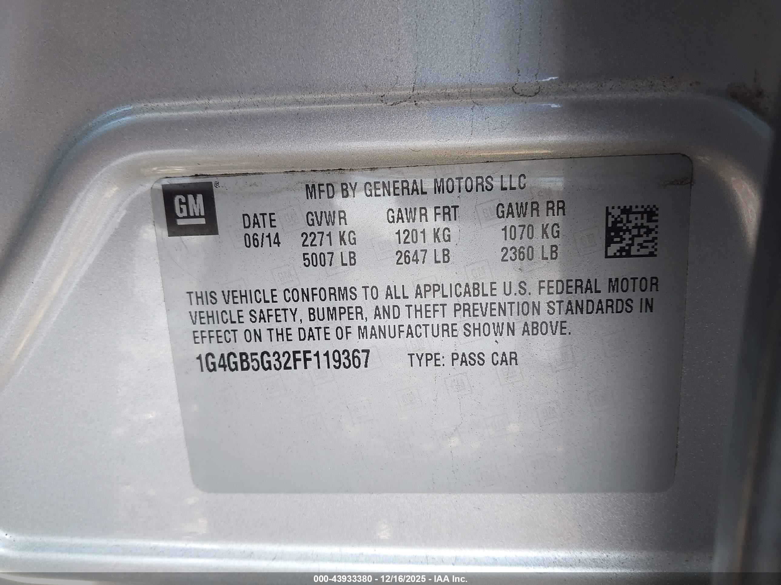 2015 Buick Lacrosse Leather Silver vin: 1G4GB5G32FF119367