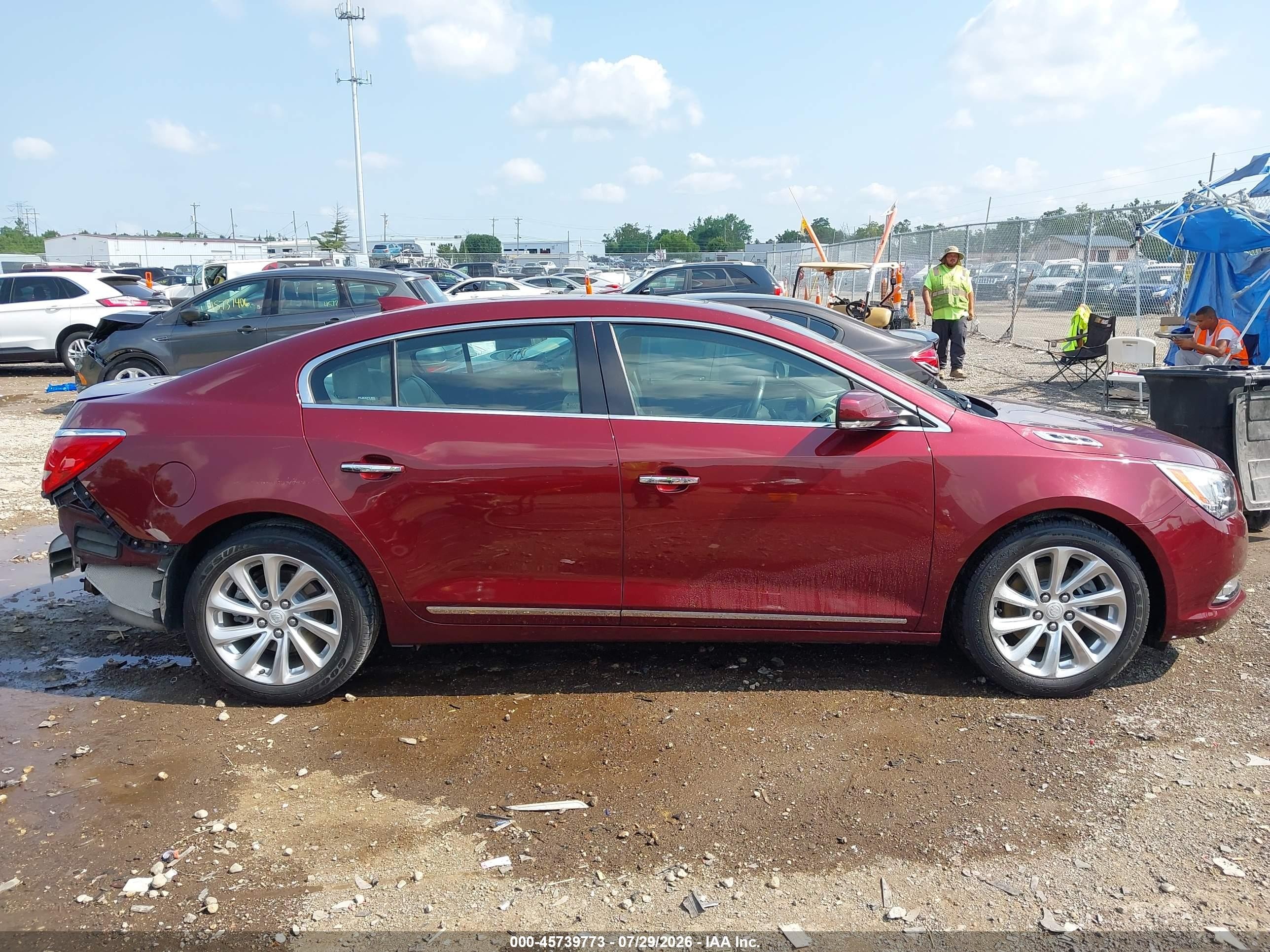 2015 Buick Lacrosse Leather Maroon vin: 1G4GB5G32FF189323