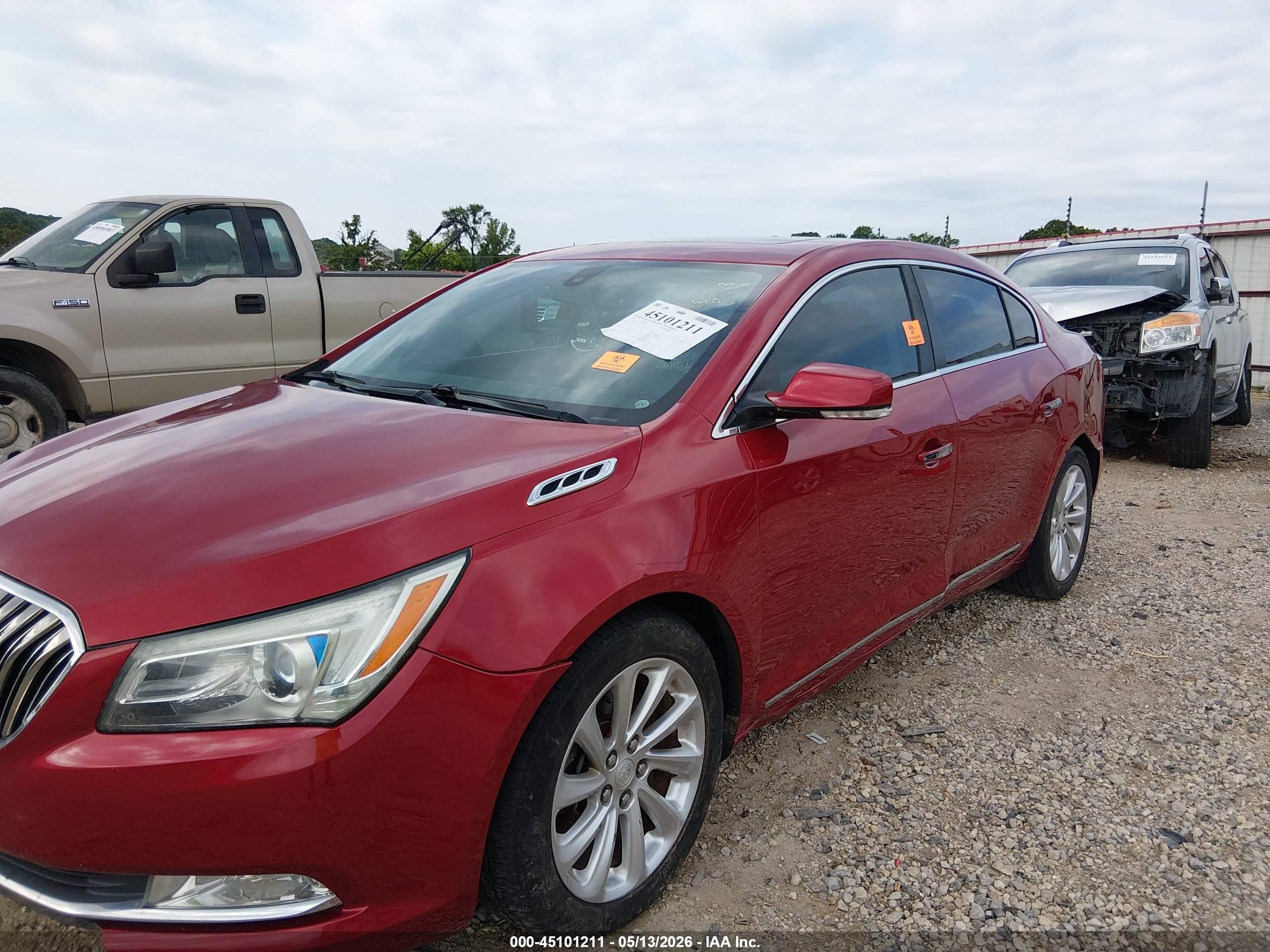 2014 Buick Lacrosse Leather Group Красный vin: 1G4GB5G33EF225518