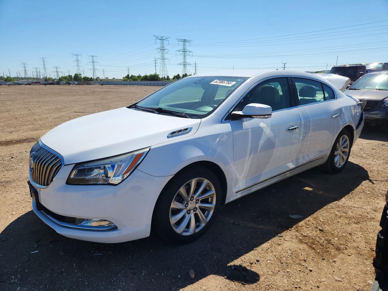 2015 Buick Lacrosse White vin: 1G4GB5G33FF143922