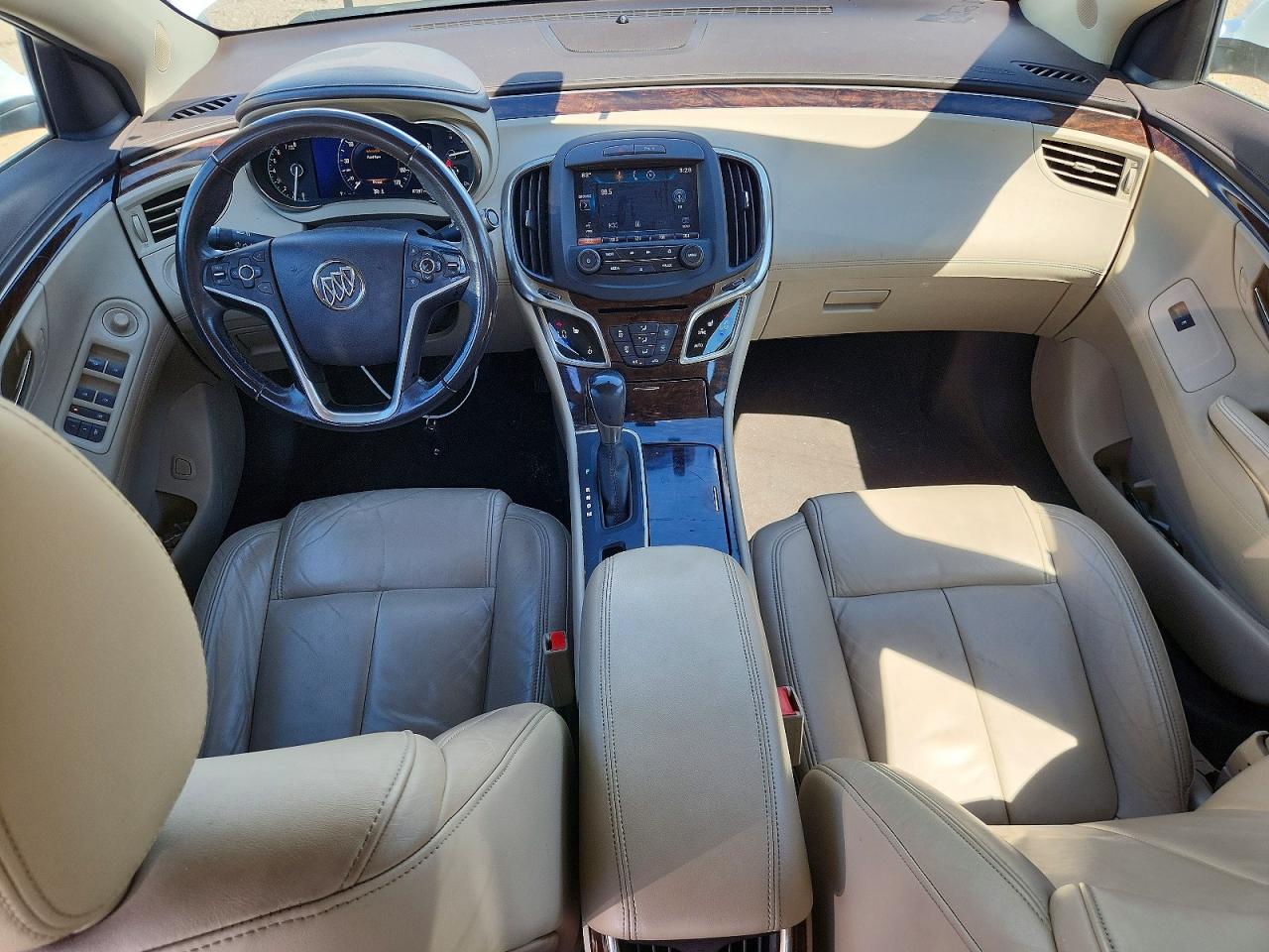 2015 Buick Lacrosse White vin: 1G4GB5G33FF143922