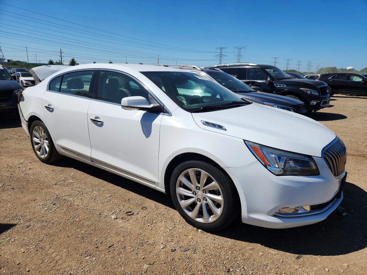 2015 Buick Lacrosse White vin: 1G4GB5G33FF143922