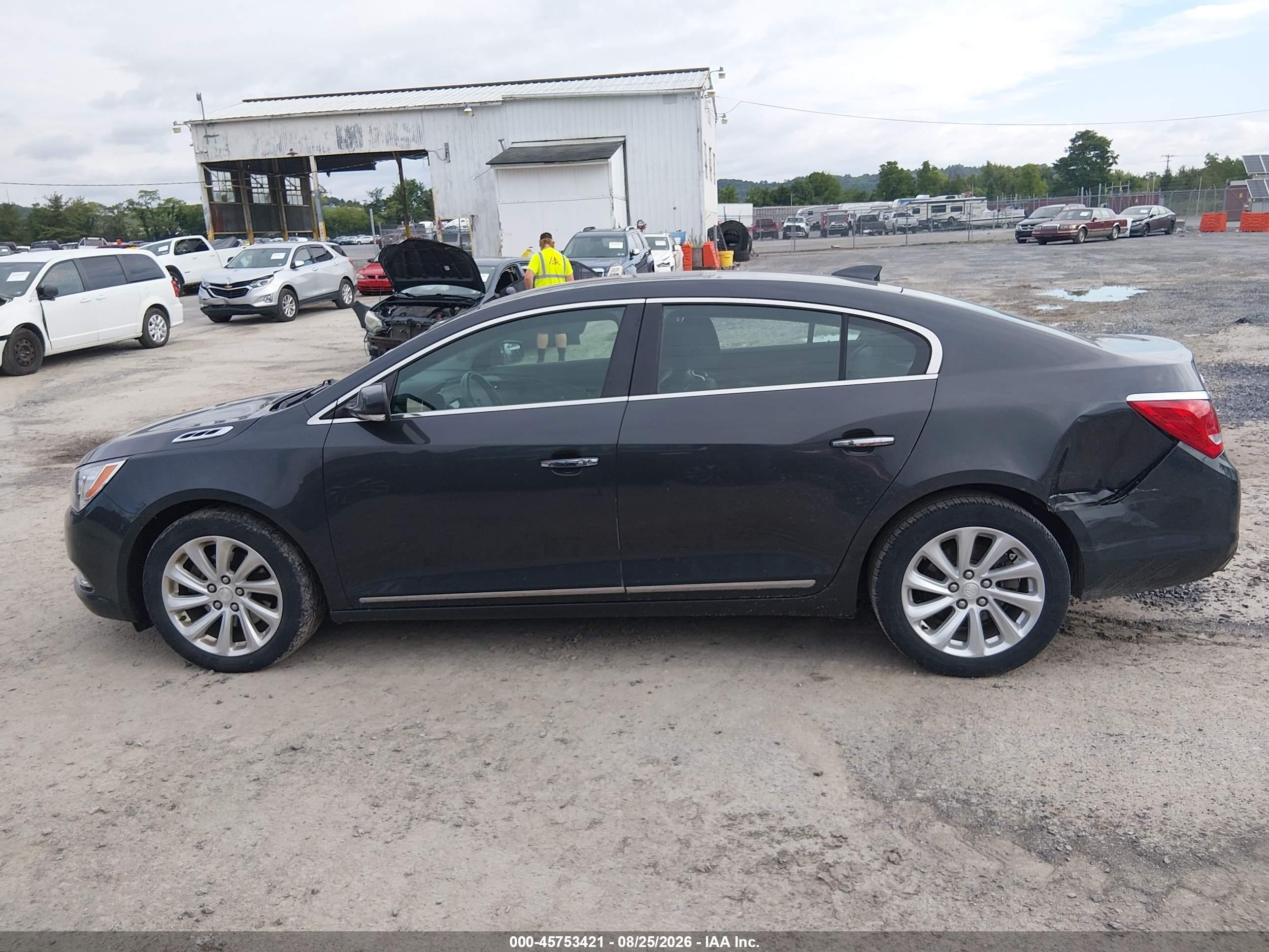2015 Buick Lacrosse Leather Gray vin: 1G4GB5G33FF182364