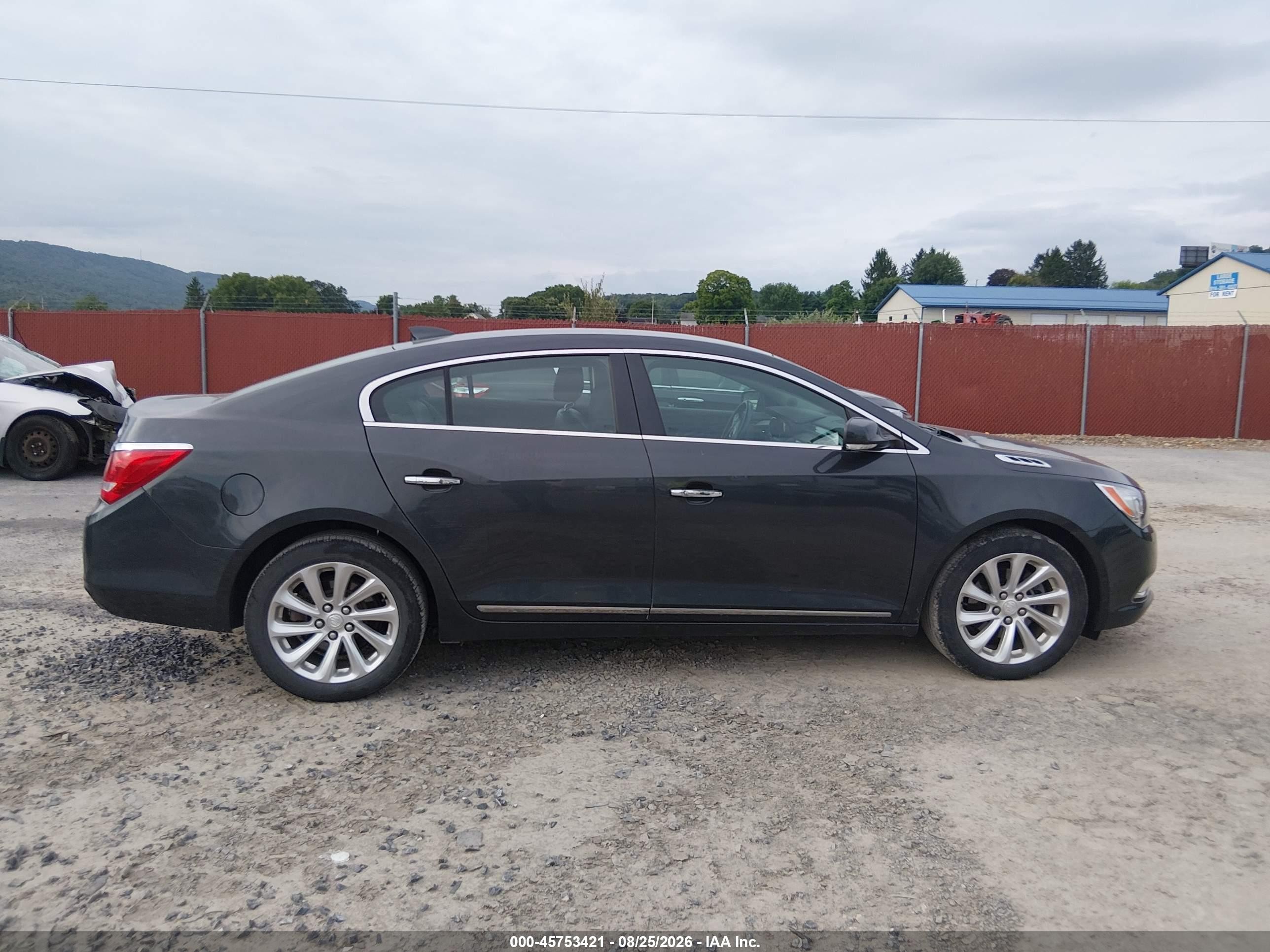 2015 Buick Lacrosse Leather Gray vin: 1G4GB5G33FF182364