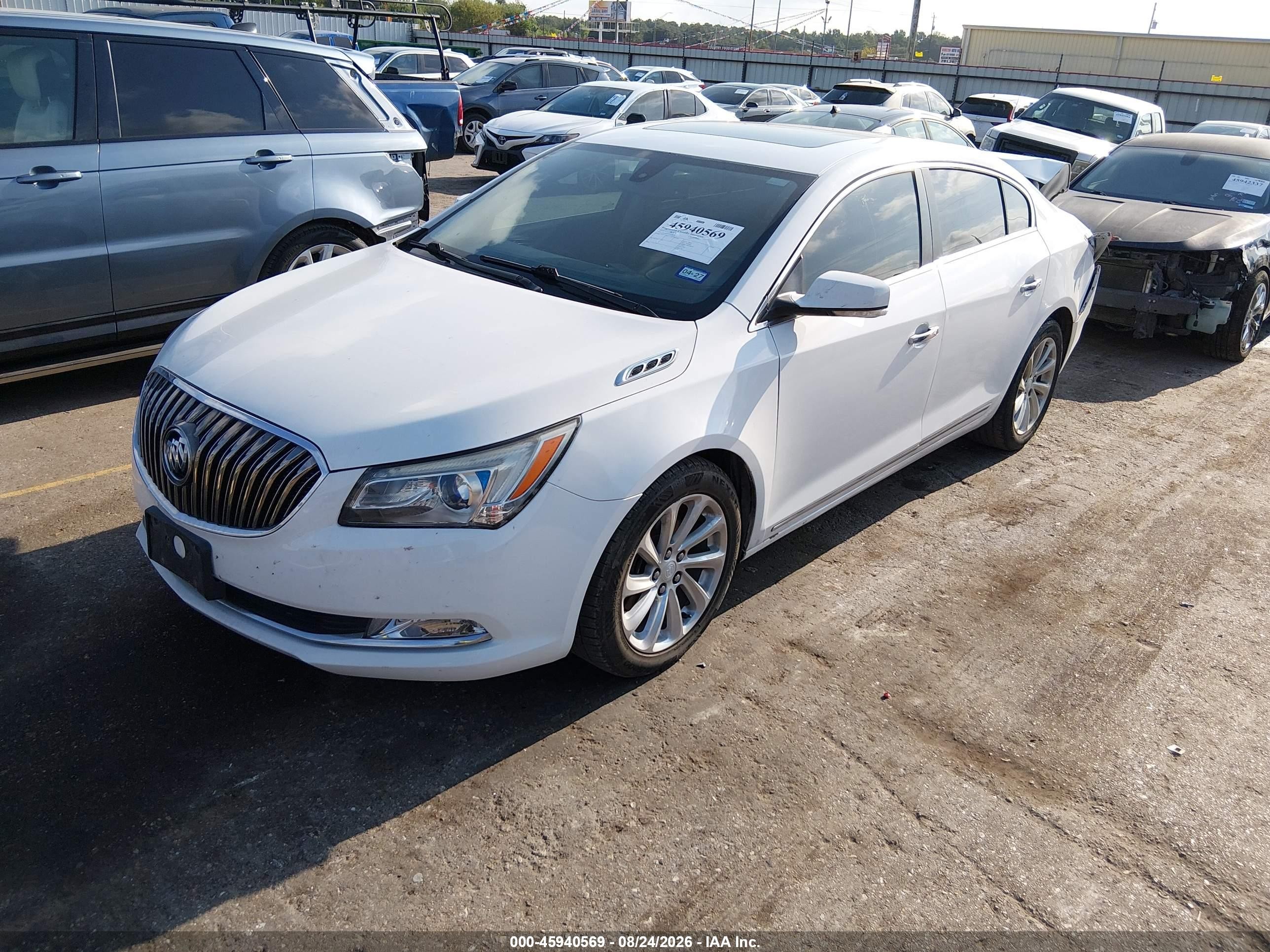 2015 Buick Lacrosse Leather Белый vin: 1G4GB5G33FF306181