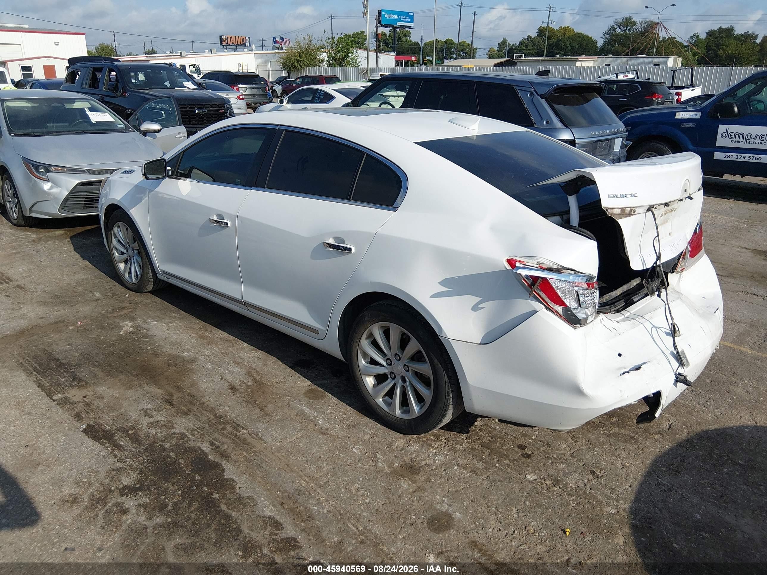 2015 Buick Lacrosse Leather Белый vin: 1G4GB5G33FF306181