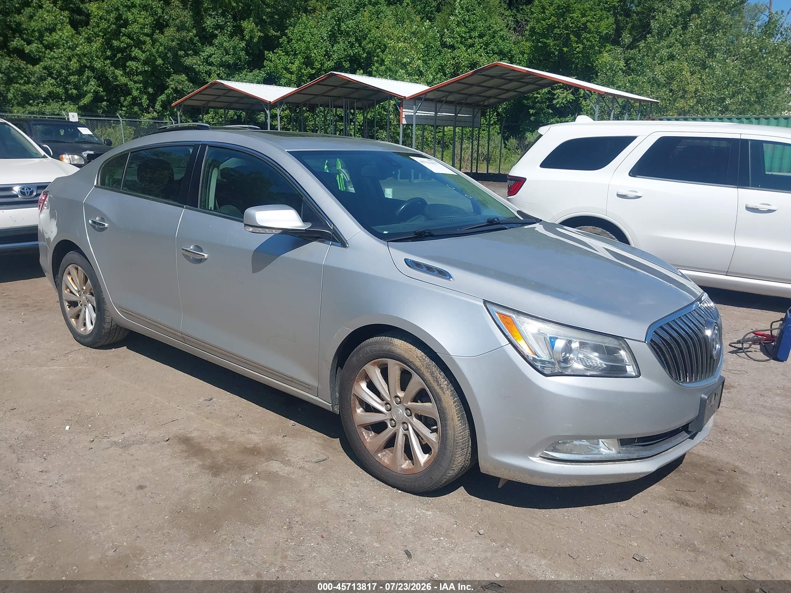2015 Buick Lacrosse Leather Silver vin: 1G4GB5G33FF306469
