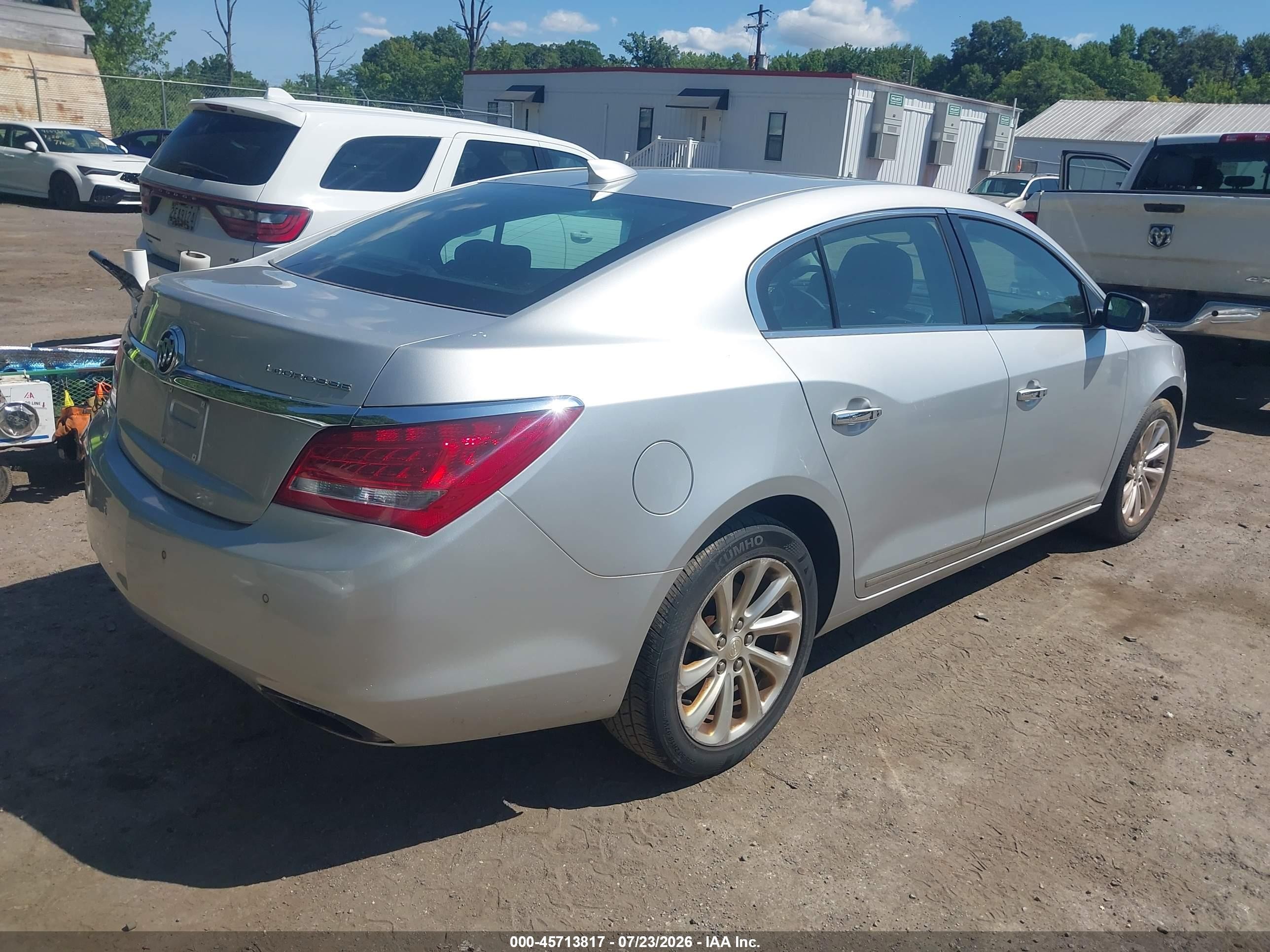 2015 Buick Lacrosse Leather Silver vin: 1G4GB5G33FF306469