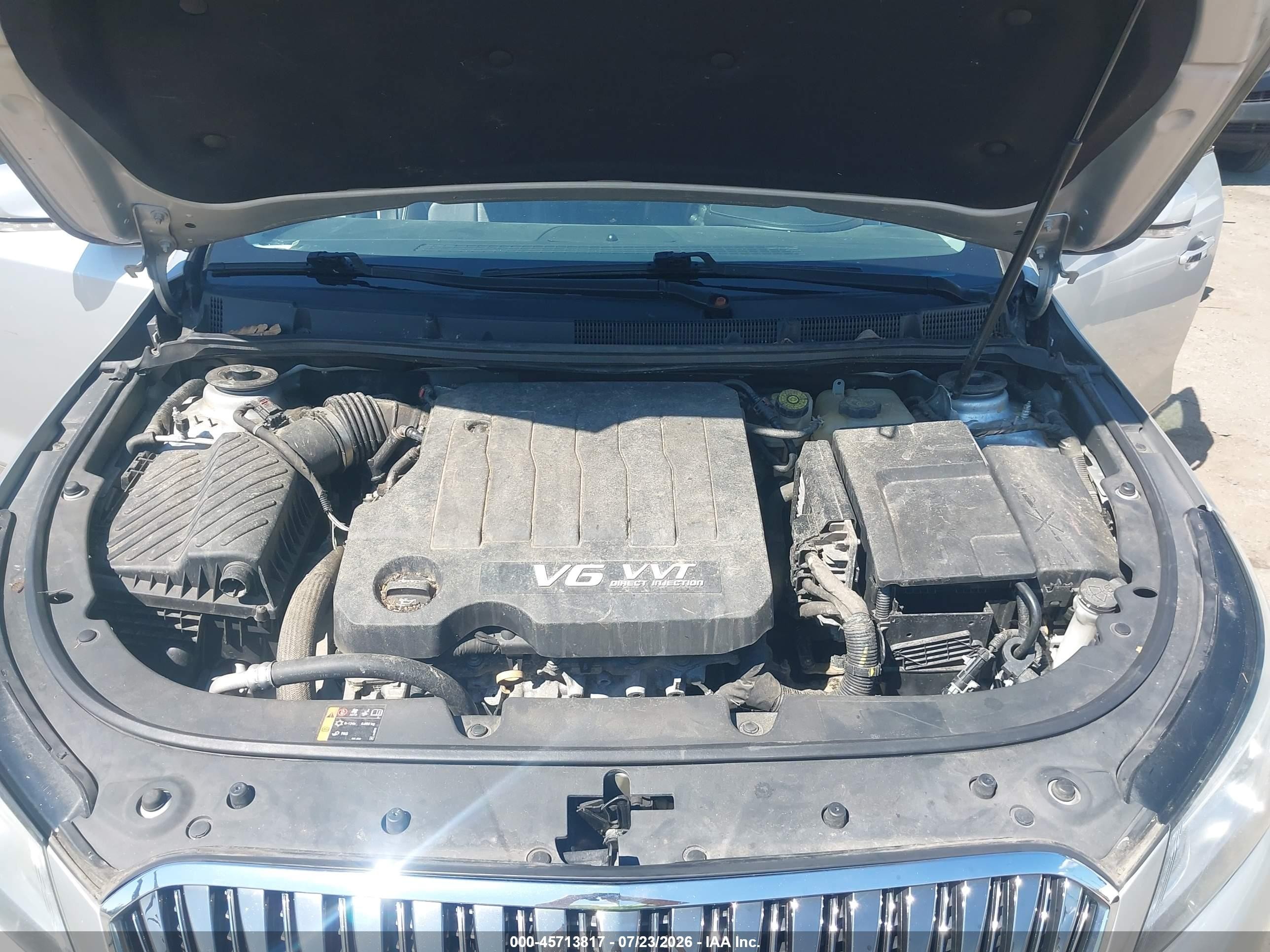 2015 Buick Lacrosse Leather Silver vin: 1G4GB5G33FF306469