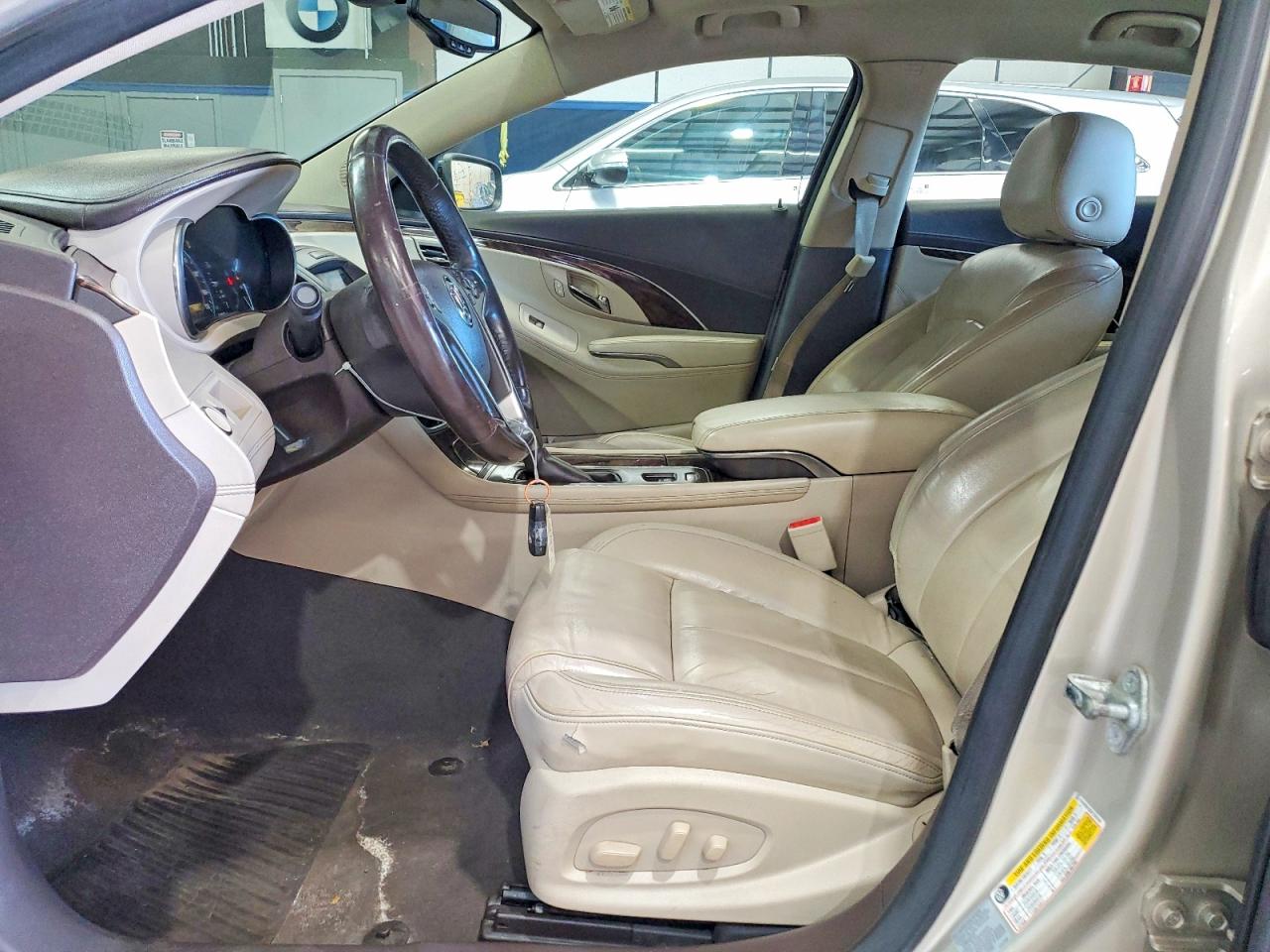 2015 Buick Lacrosse Gold vin: 1G4GB5G33FF316189