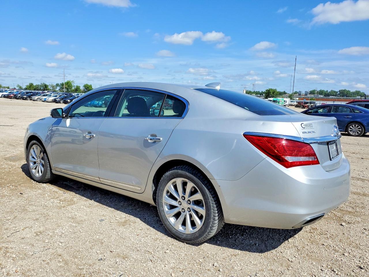 2015 Buick Lacrosse Silver vin: 1G4GB5G34FF206980