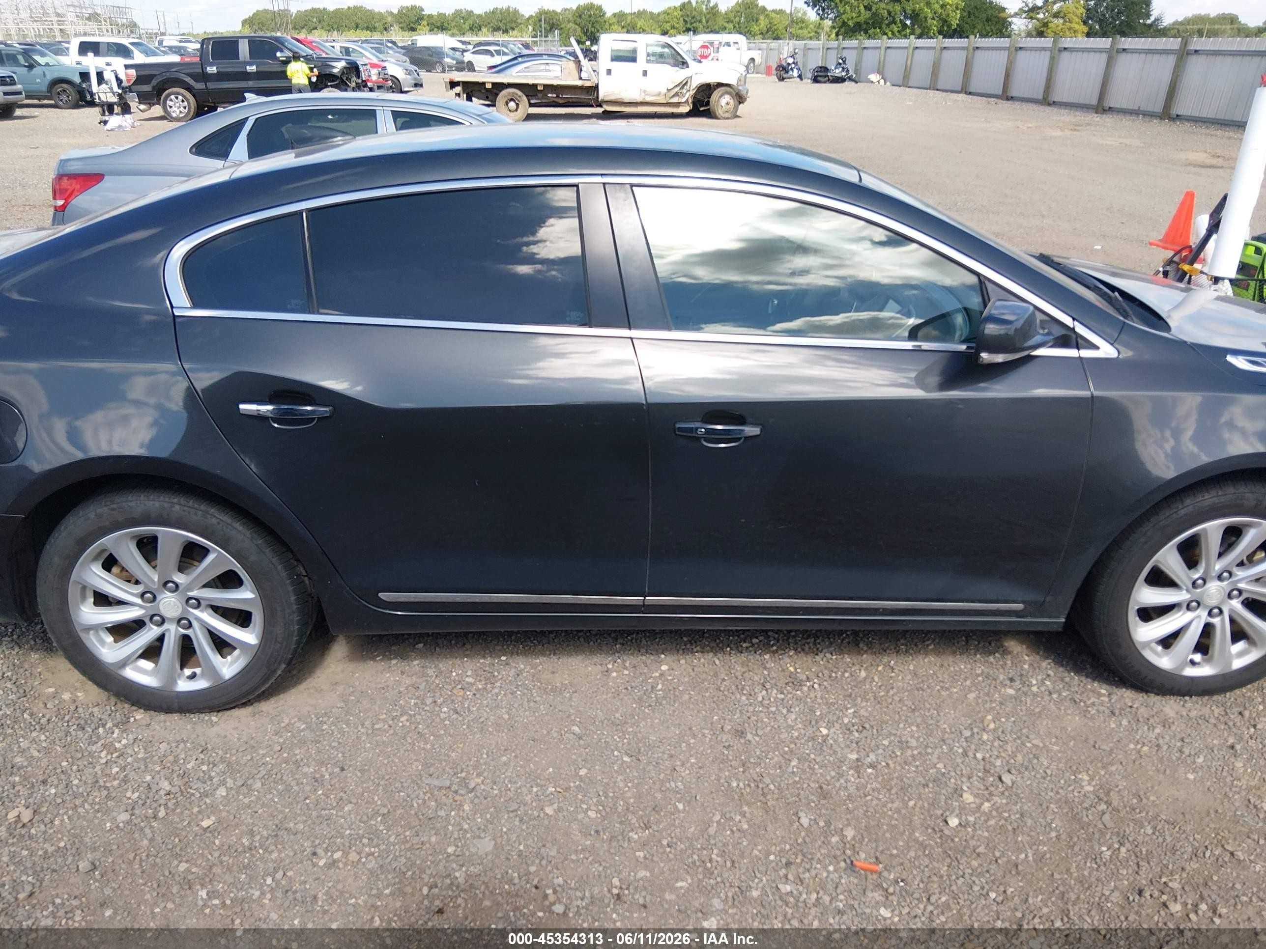 2015 Buick Lacrosse Leather Серый vin: 1G4GB5G34FF255144