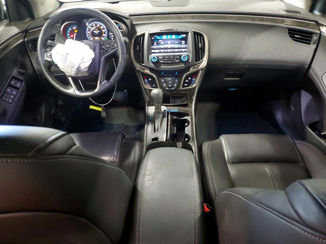2015 Buick Lacrosse White vin: 1G4GB5G34FF326326