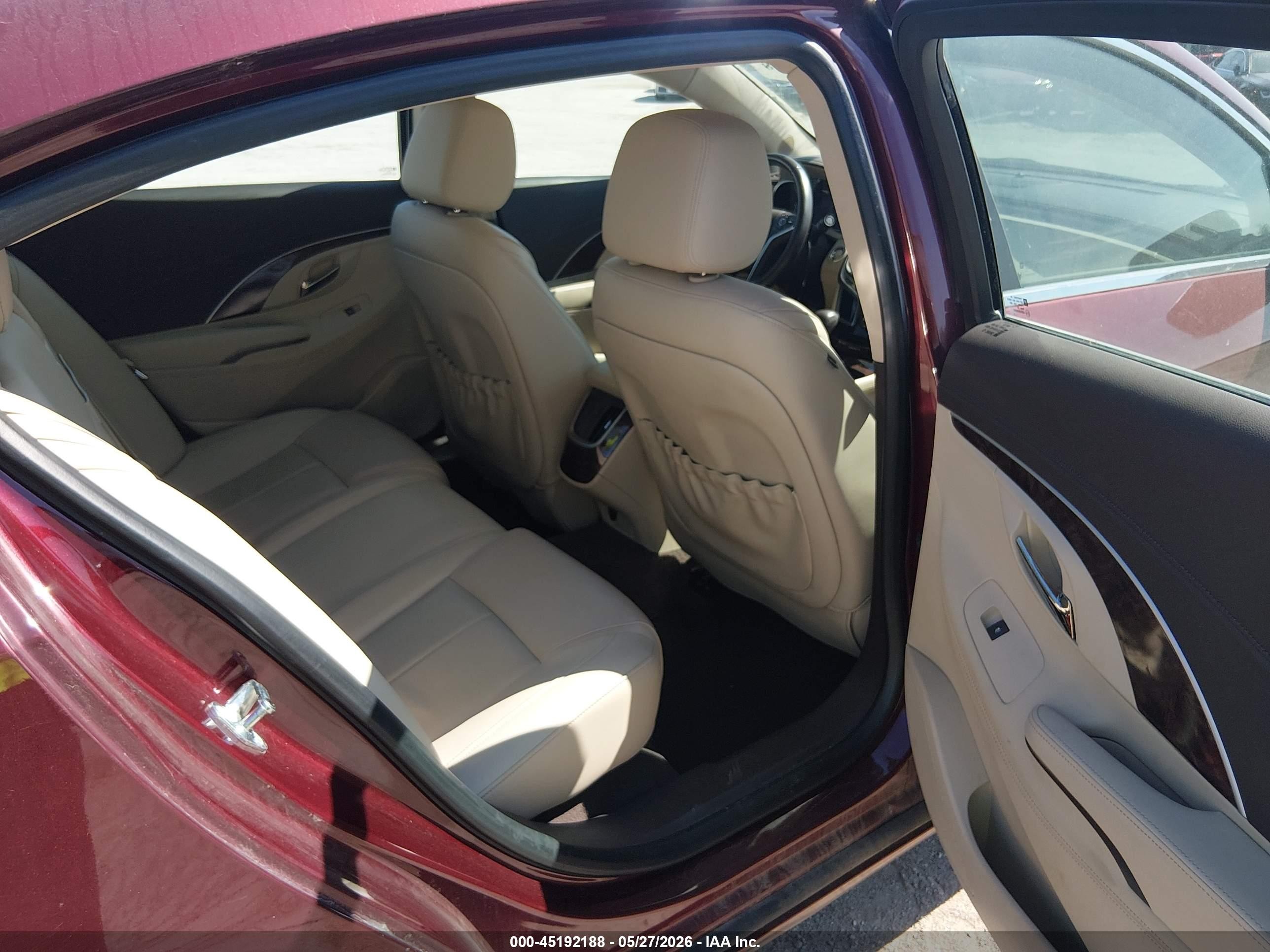 2015 Buick Lacrosse Leather Burgundy vin: 1G4GB5G34FF344826